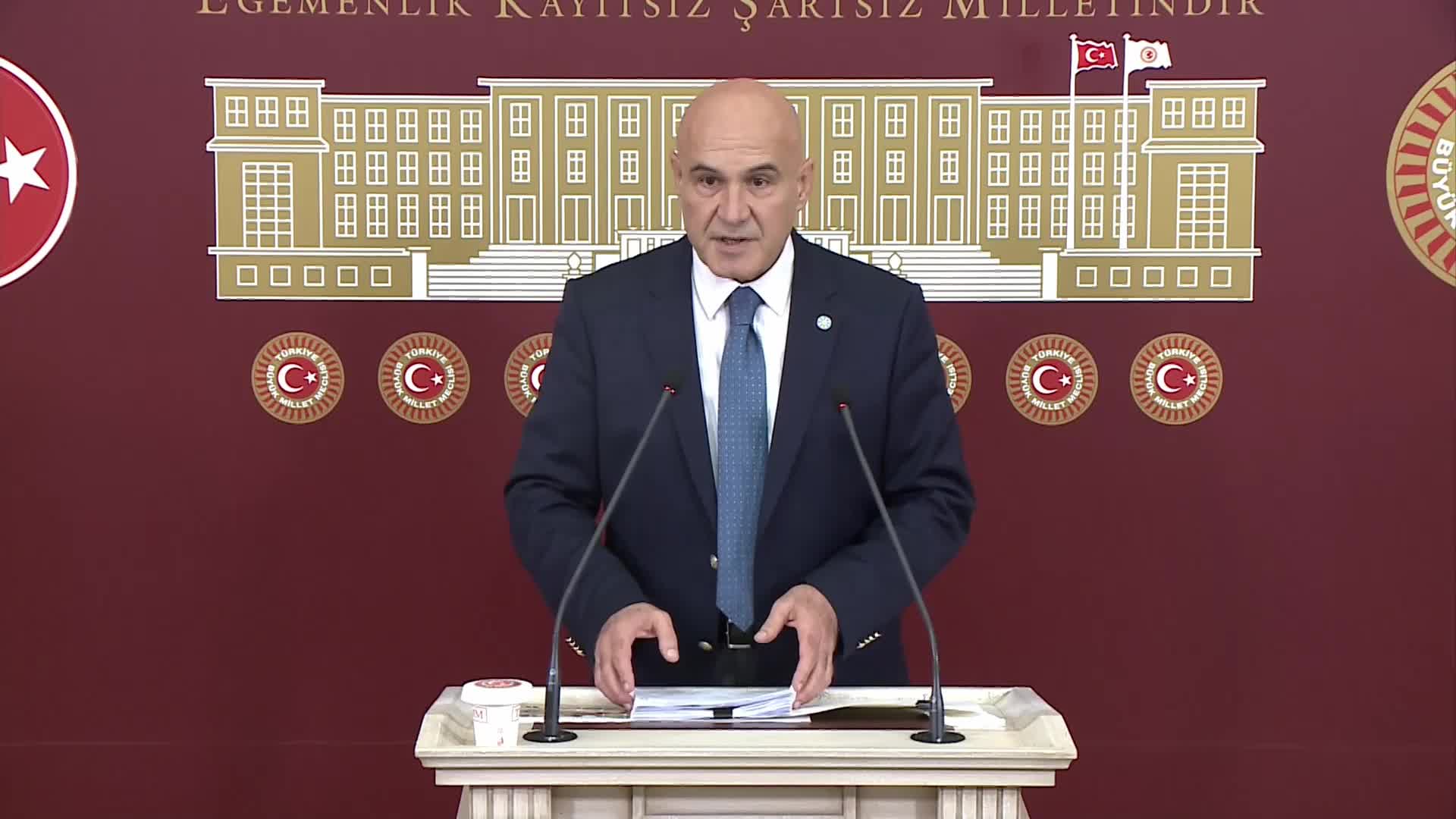 Turhan Çömez'den İmralı ziyareti tepkisi: "Türk milleti bu ihaneti asla unutmayacak ve yeri geldiğinde büyük bir ders verecek ve hesap soracaktır"