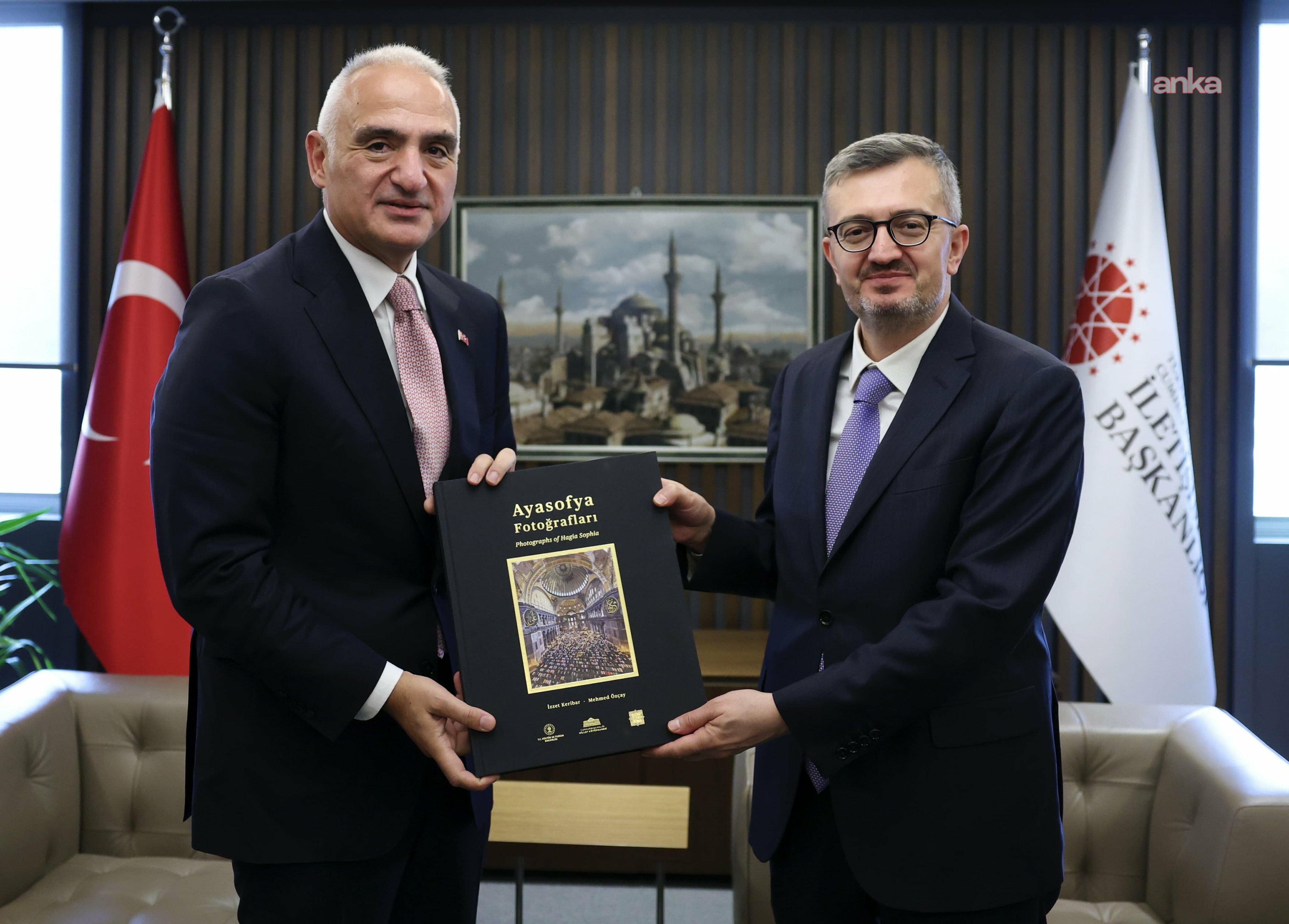 Bakan Ersoy'dan İletişim Başkanı Duran'a ziyaret