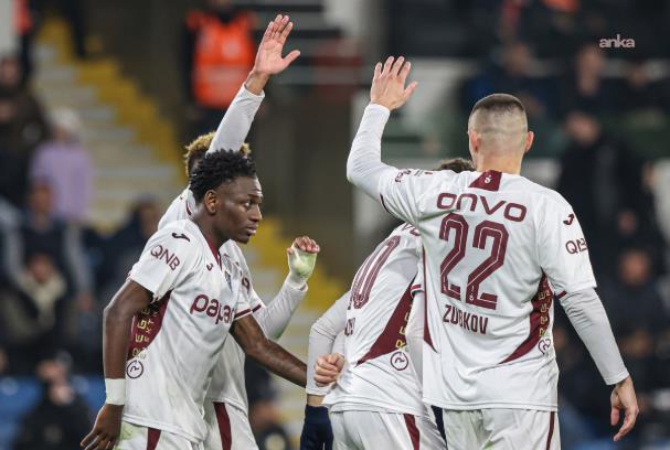 Trabzonspor, Başakşehir’i 4-3 mağlup etti