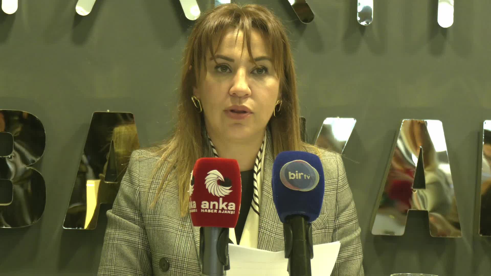 İYİ Parti’den 81 ilde eş zamanlı 25 Kasım açıklaması: “Kadının en güvende olması gereken yer mezarı hâline geldi