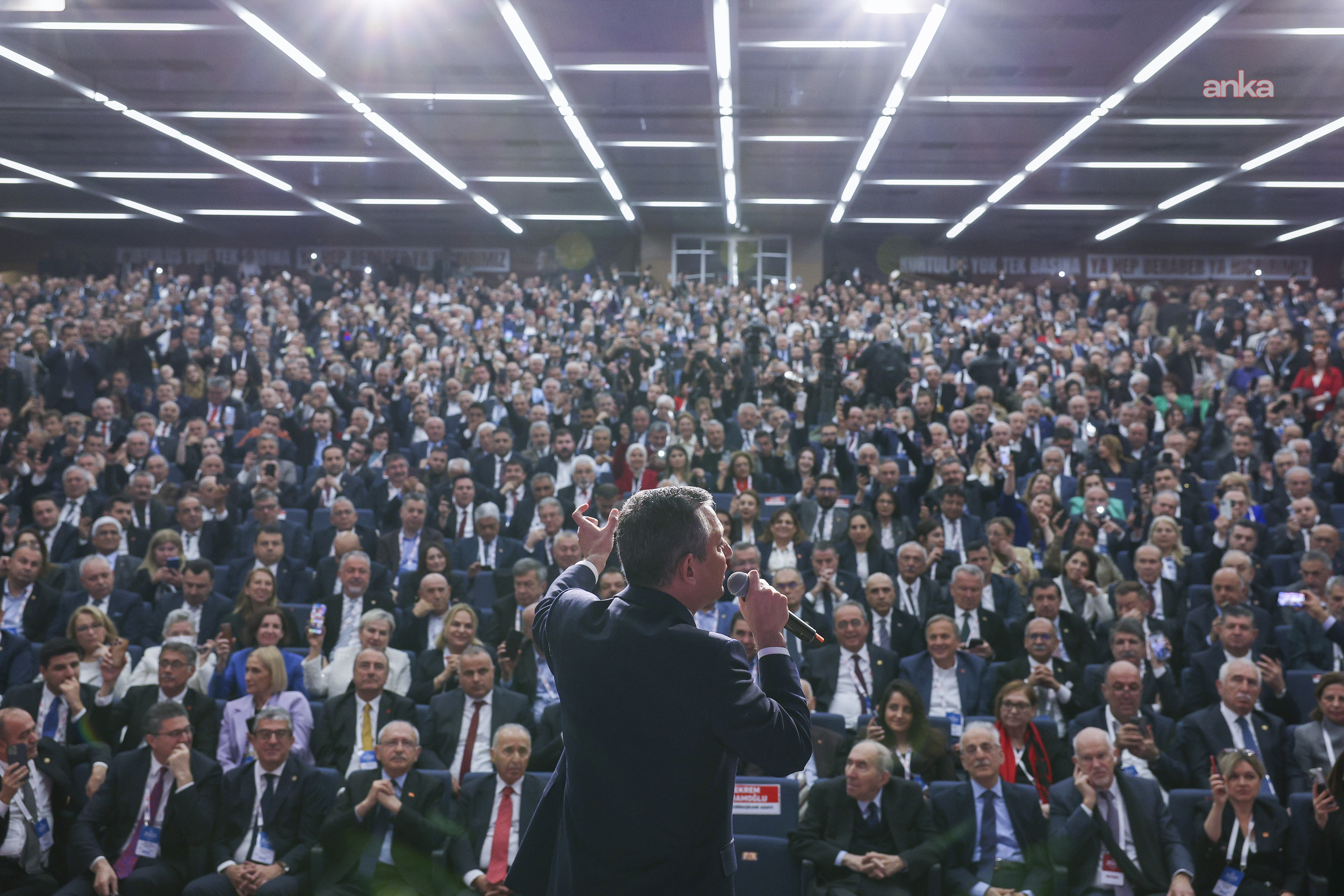 CHP, 39’uncu Olağan Kurultay’a hazırlanıyor... “Partiyi iktidara götüren kadroları belirleyeceğiz”