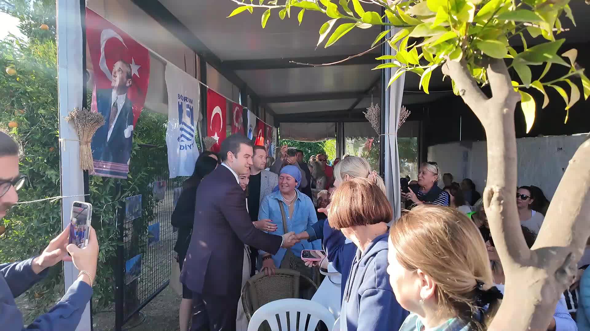 Bodrum Belediye Başkanı Mandalinci: "Var gücümüzle kadınlarımızın arkasında değil, omuz omuza mücadelede yanlarında olacağız"