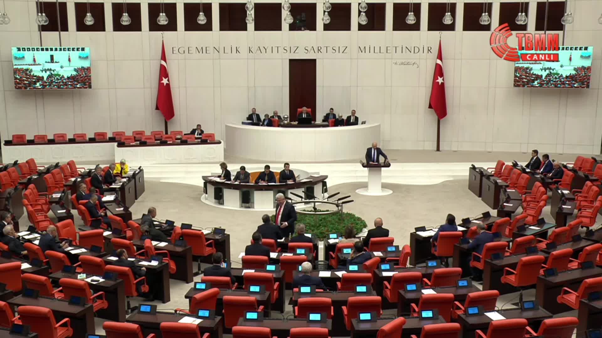 TBMM Genel Kurulu... Birol Aydın: Hükümet, kiracı ile ev sahibini karşı karşıya getirdiği gibi şimdi de işveren ile işçiyi, sendikayı karşı karşıya getiriyor