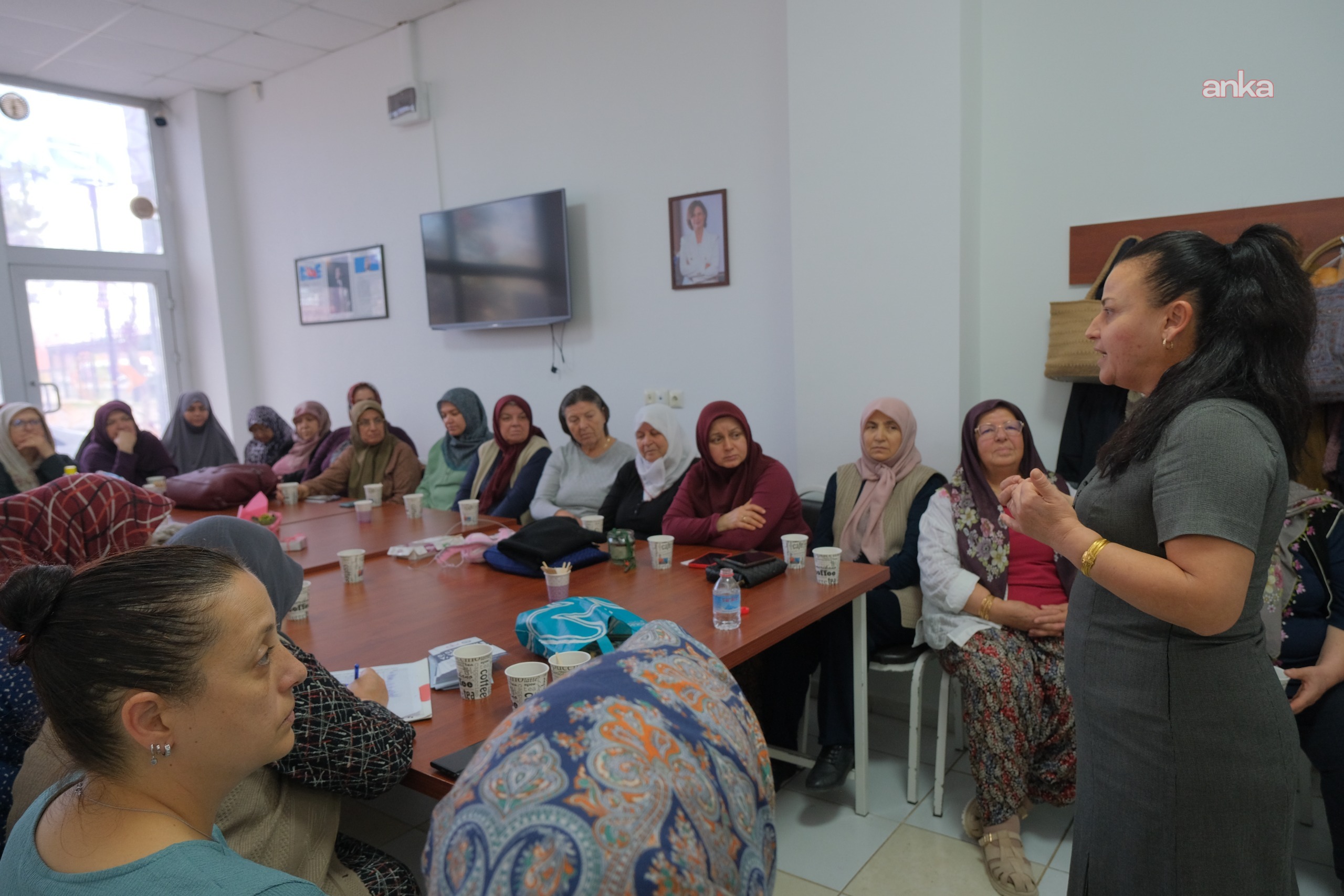 Eskişehir Büyükşehir Belediyesi'nin şiddetle mücadele eğitimleri sürüyor