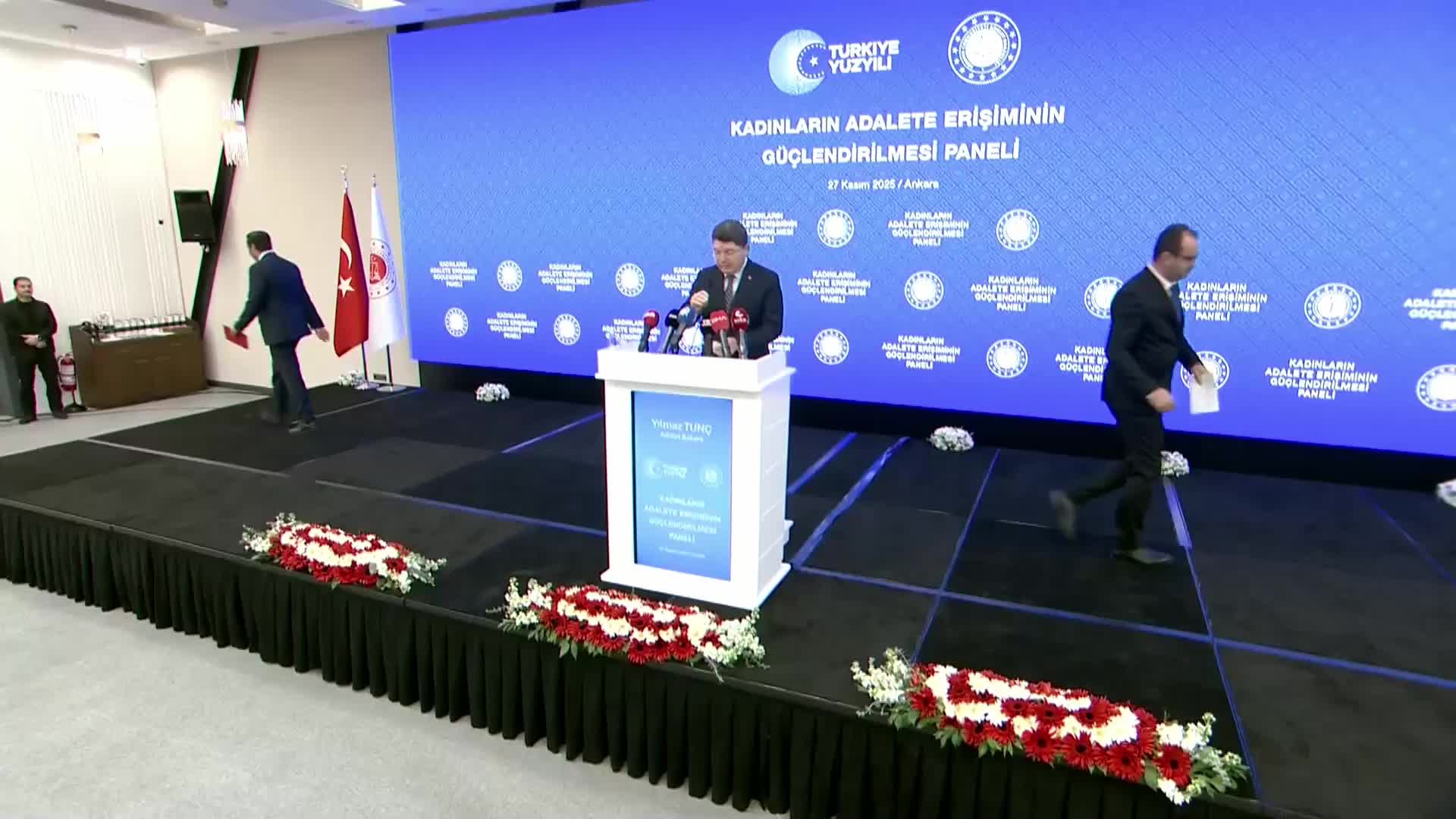 Adalet Bakanı Tunç: "6284 sayılı Kanun'un uygulanmasından kaynaklı sorunlar intikal ediyor, kararların hızlı şekilde alınması lazım"