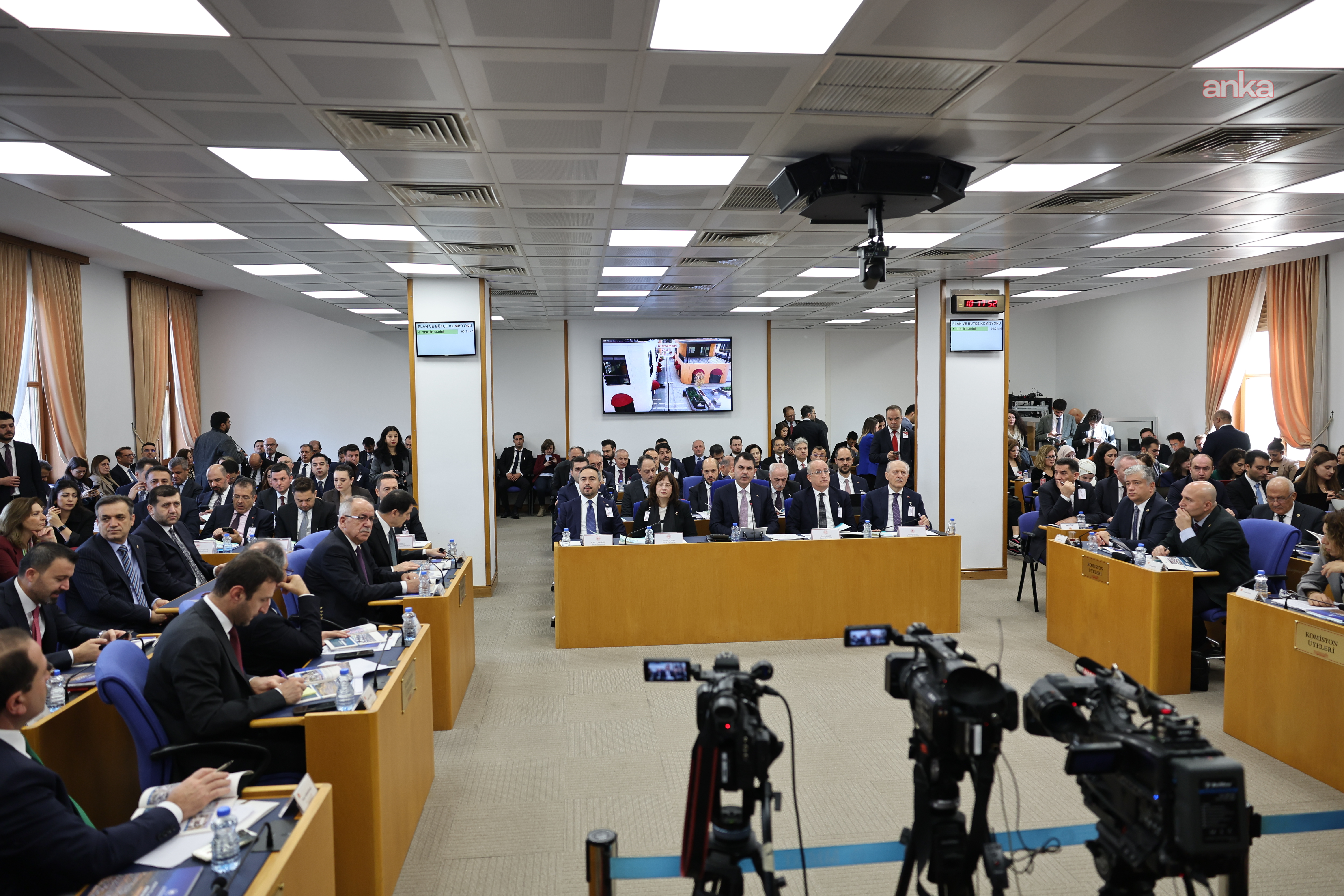 2026 bütçesi Plan ve Bütçe Komisyonu’nda… EMEP’li Karaca: Neyin liderliği bu? İliç’te işçileri toprağın altında bırakan ÇED onayının liderliği mi?