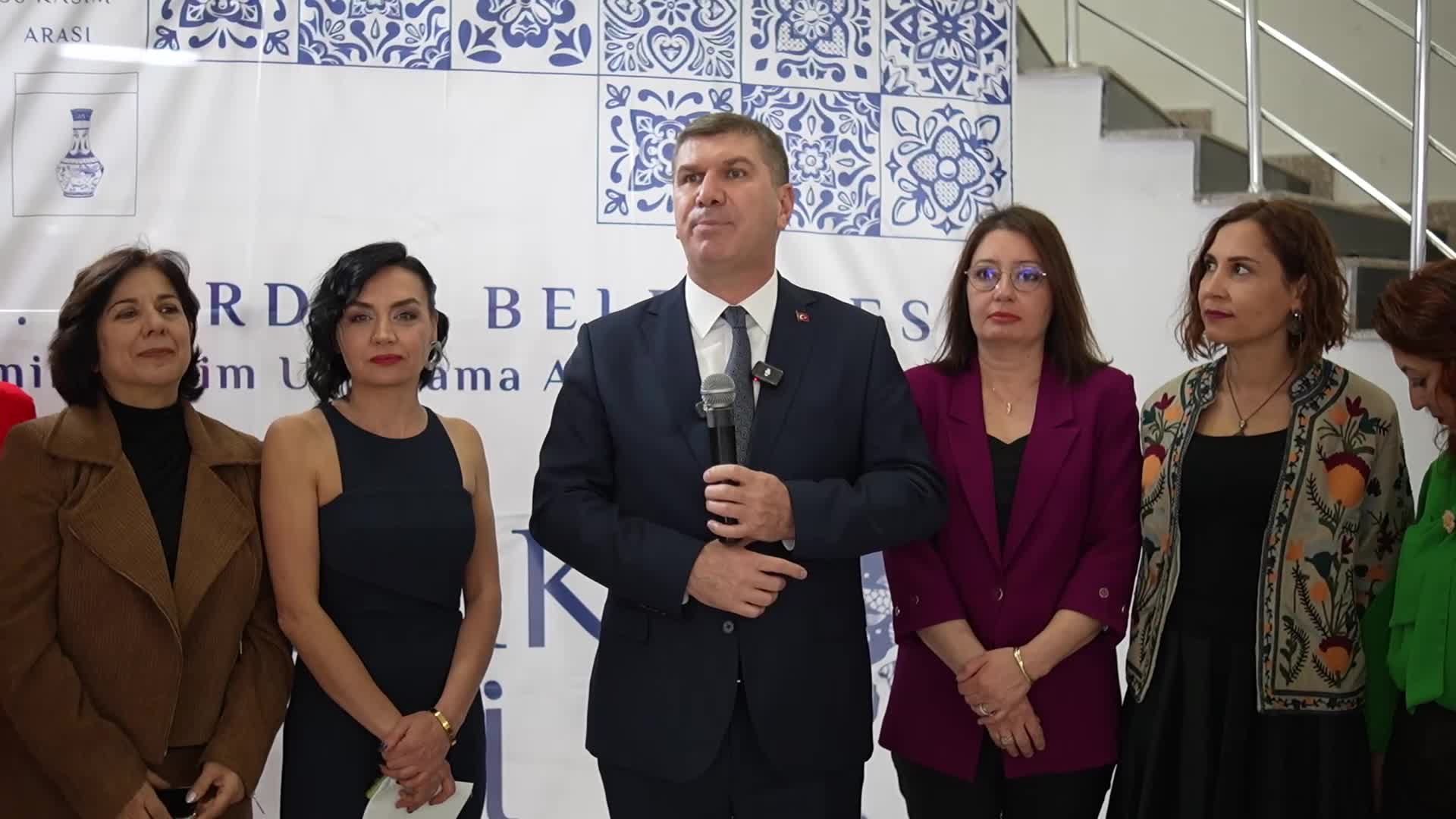 Burdur Belediyesi'nin seramik kursiyerlerinin eserleri görücüye çıktı