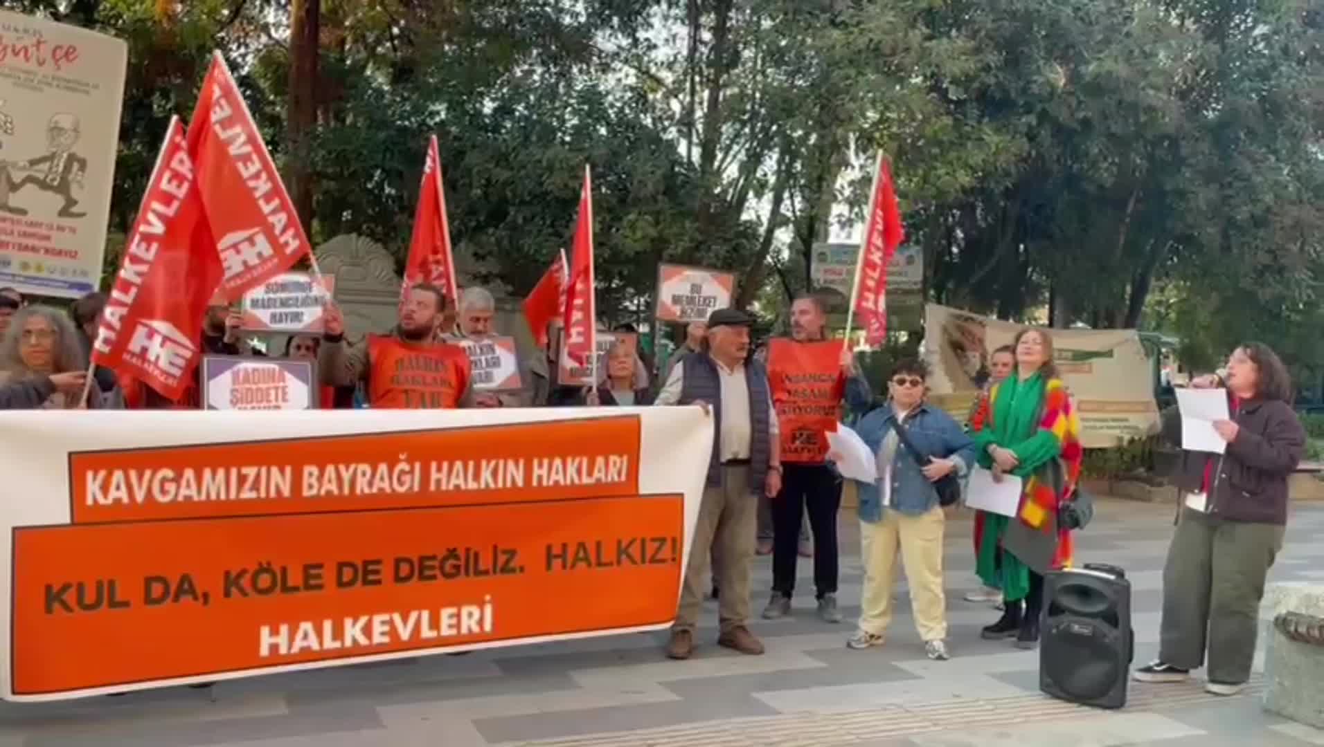 Hopa’da Halkevleri’nden madencilik ve bütçe politikalarına tepki