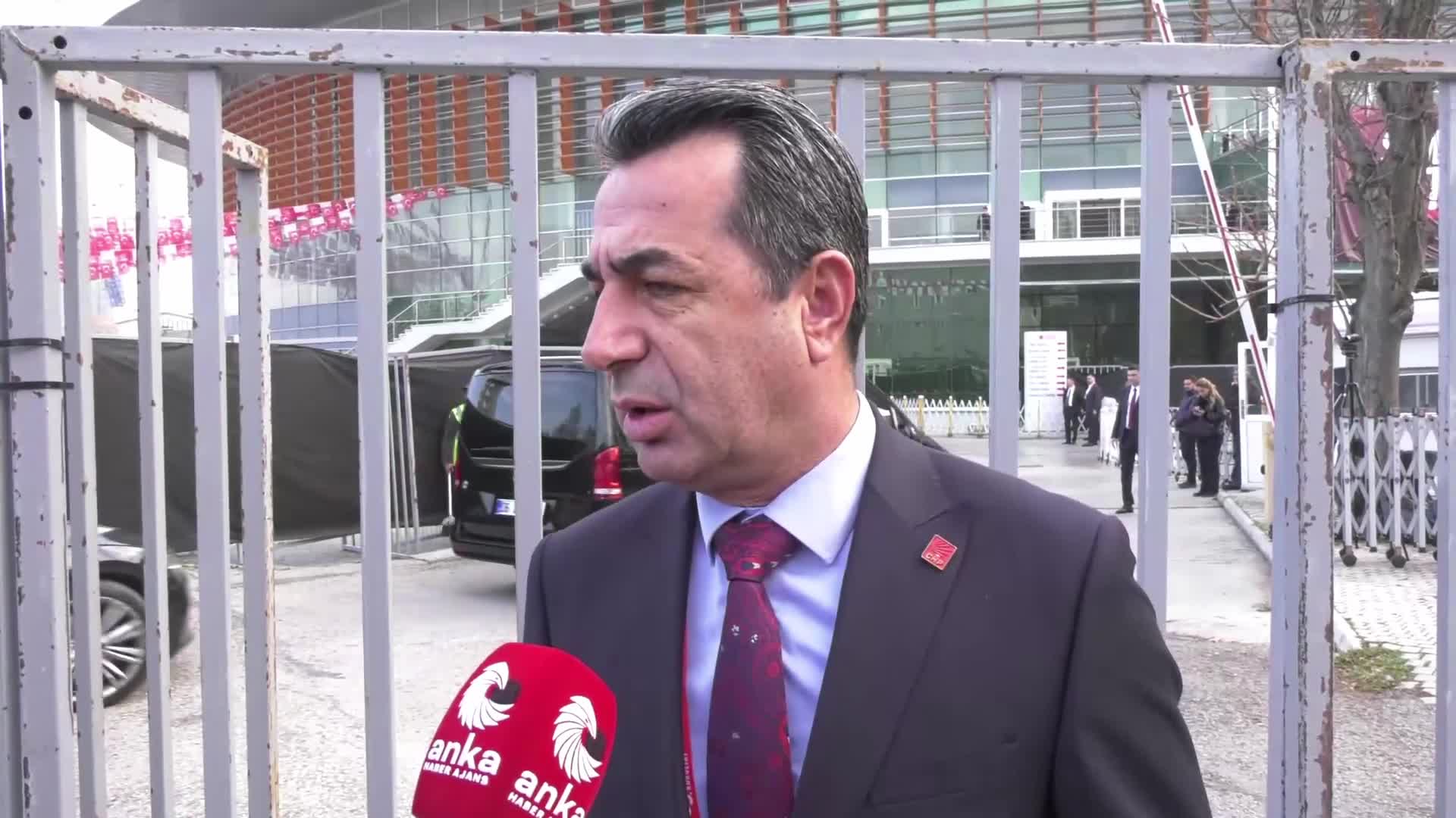 CHP’nin 39’uncu Olağan Kurultayı… Erhan Adem: “Bu kurultaydan çıkan irade gelecekte ülkemizi yönetecek iktidara ve yönetici kurumuna gelecek”