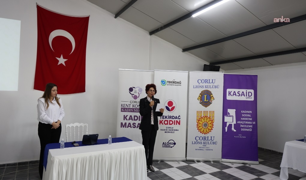 Çorlu'da “Aile İçinde Sağlıklı İletişim” toplantısı gerçekleştirildi
