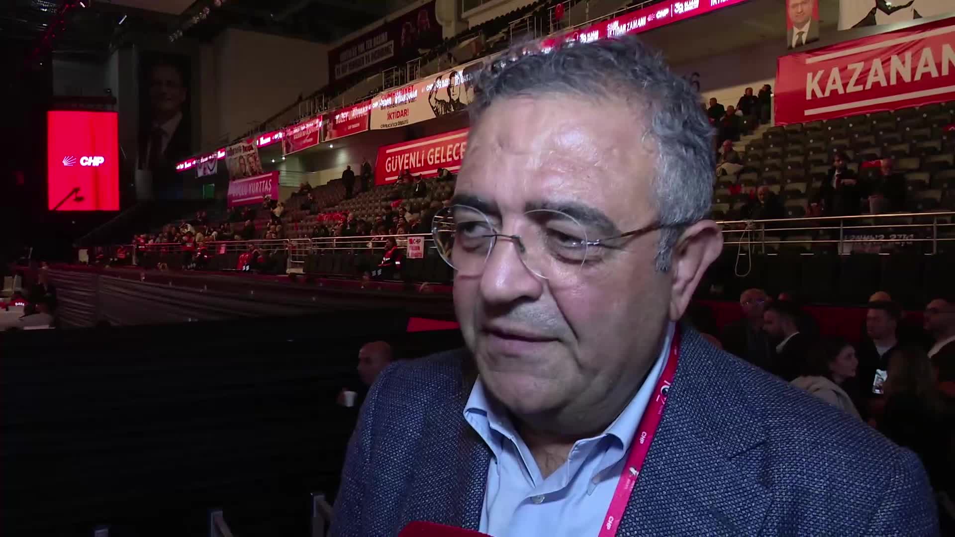 CHP'nin 39'uncu Olağan Kurultayı... Sezgin Tanrıkulu: Demokrasi, adalet, insan hakları ve Kürt meselesi konusunda önemli bir vizyon parti programına taşındı