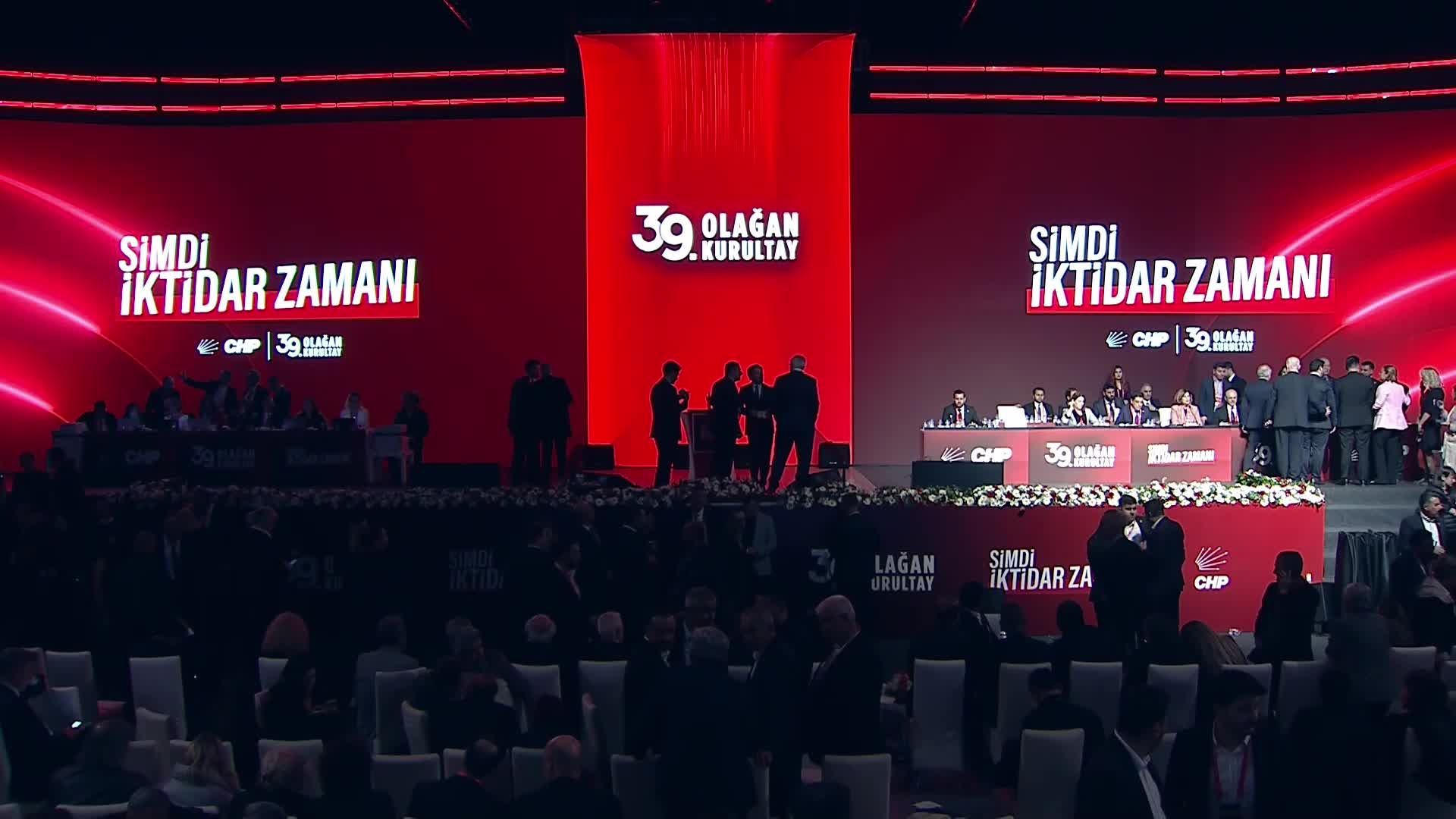 CHP'nin 39'uncu Olağan Kurultayı... Özgür Özel 4'üncü kez Genel Başkan seçildi