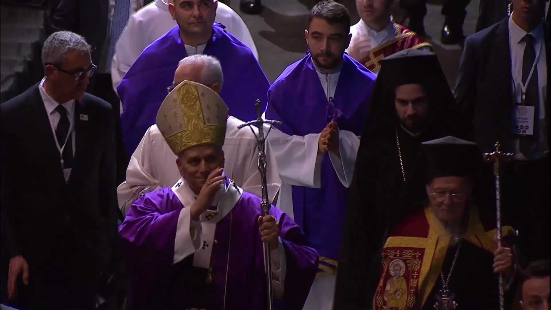 Papa 14’üncü Leo, Volkswagen Arena'da ayine katıldı; birlik ve beraberlik mesajı verdi