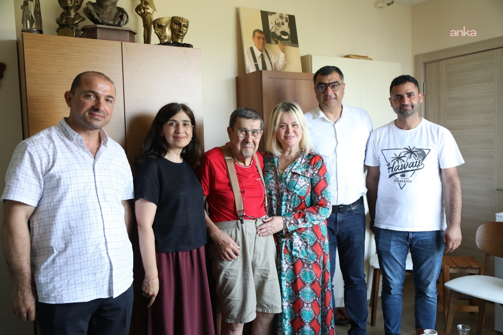 İBB Şehir Tiyatroları, Zihni Göktay’ı “Gidiş Dönüş Moskova” adlı yapımla yeniden sanatseverlerle buluşturuyor