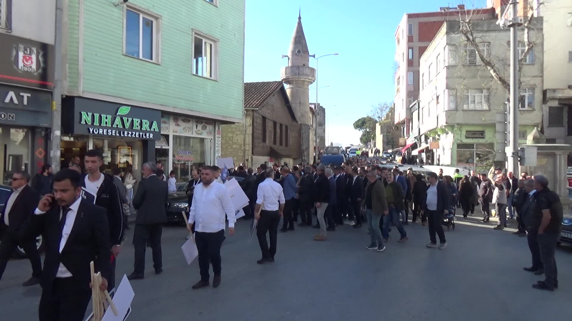 Yavuz Ağıralioğlu: İsmi adalet soyadı kalkınma olduğu halde, ismiyle soy ismiyle müsemma olamamış, adaletle ülkeyi kalkındıramamış