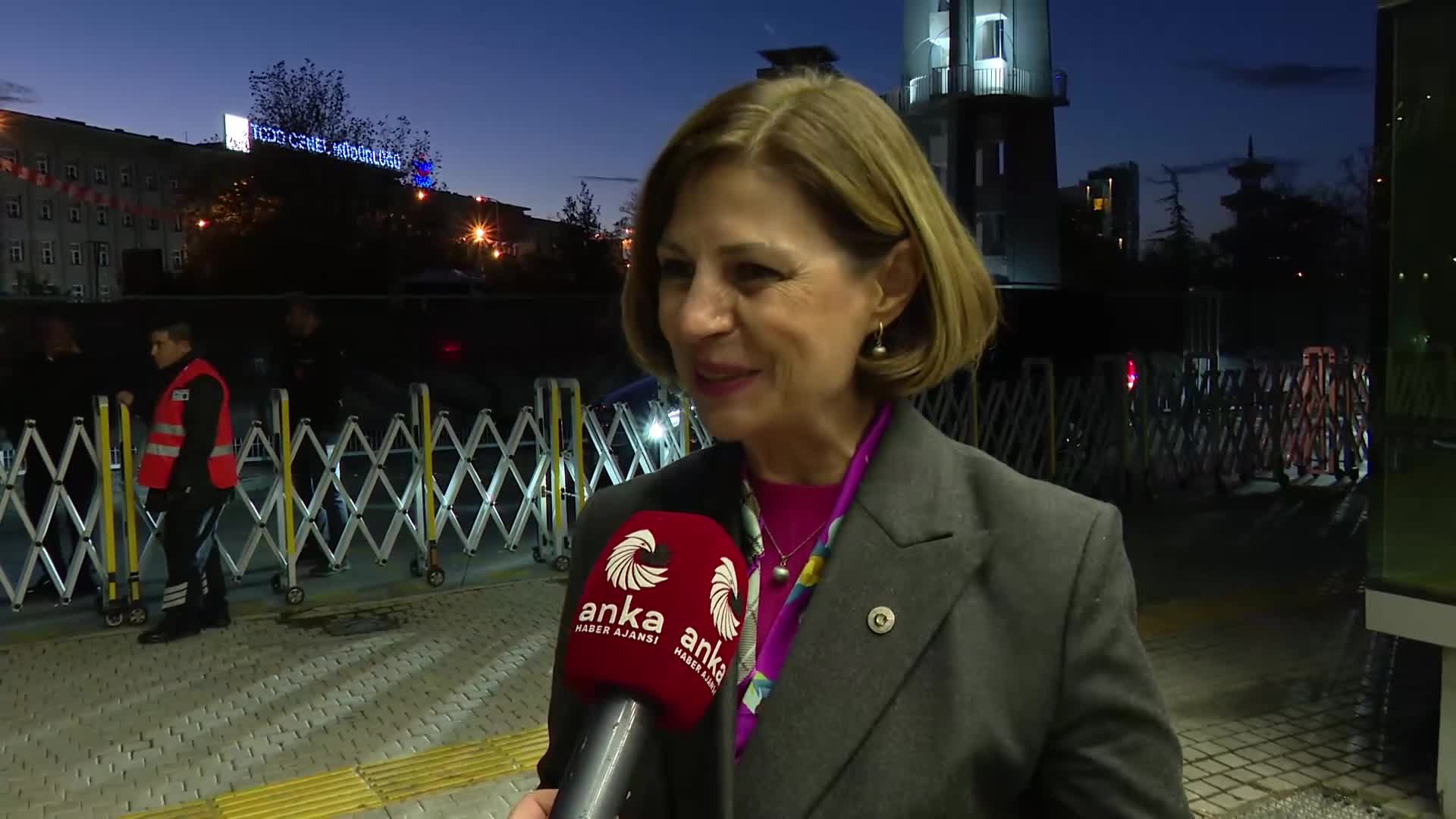 CHP'nin 39. Olağan Kurultayı... Ayşe Ünlüce: Bu kurultayın Türkiye'nin ufkunu, önünü, aydınlığını açacağını düşünüyorum