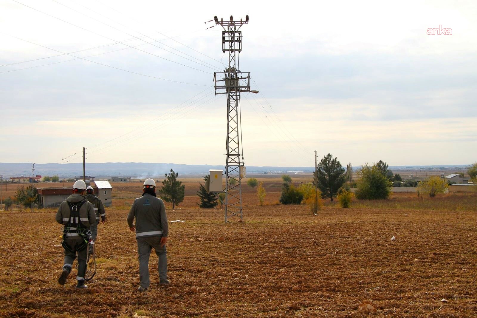 Şanlıurfa’da kaçak elektrik denetimleri sıklaştırıldı: Bir haftada 2 bin 626 abone tespit edildi