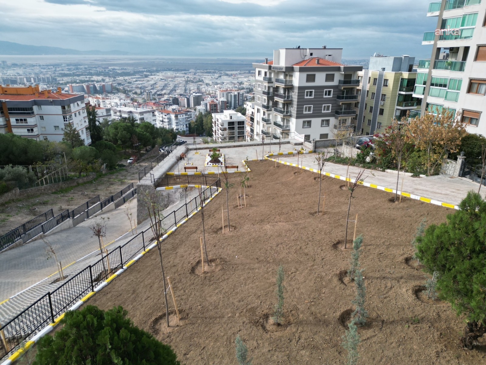 Çiğli Belediyesi, Esentepe Mahallesi’ndeki çalışmalarında sona geldi