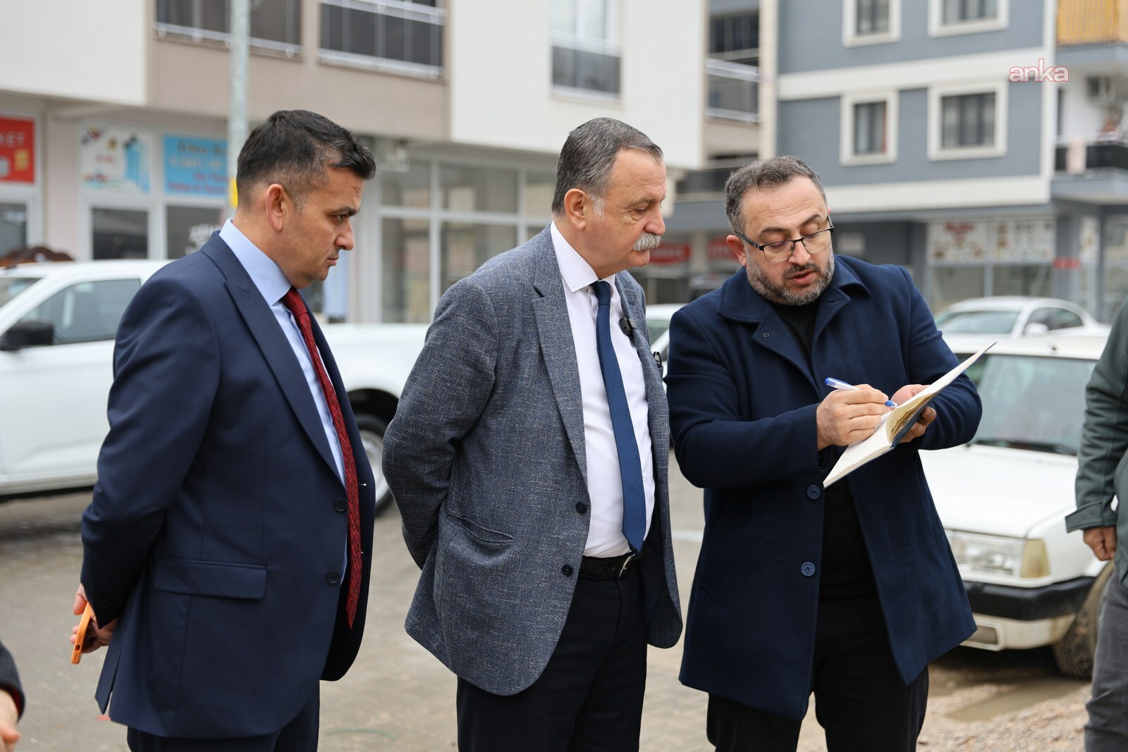 Yunusemre Belediye Başkanı Balaban, toplu açılış töreni öncesi projeleri yerinde inceledi