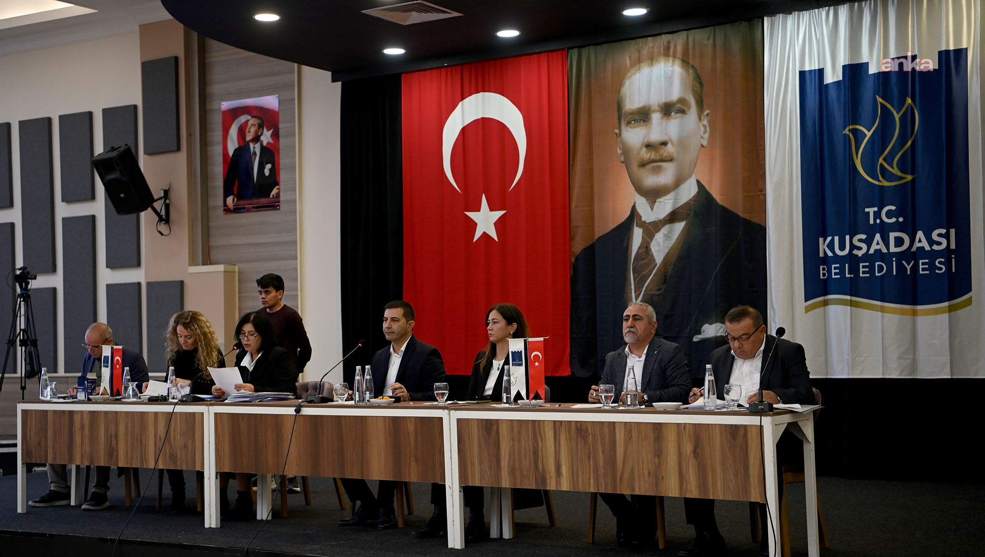 Kuşadası Belediyesi'nin sosyal yardımları yeni yılda da devam edecek