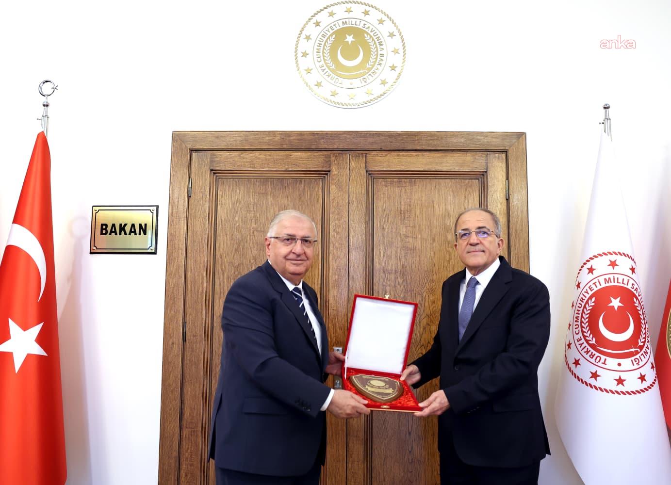 Bakan Güler, emekli olan Bakan Yardımcısı Alpay'ı kabul etti