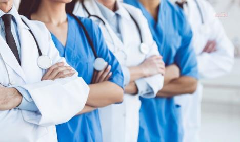 Hekim Birliği Sendikası'ndan doktorlar için ek ödeme talebi