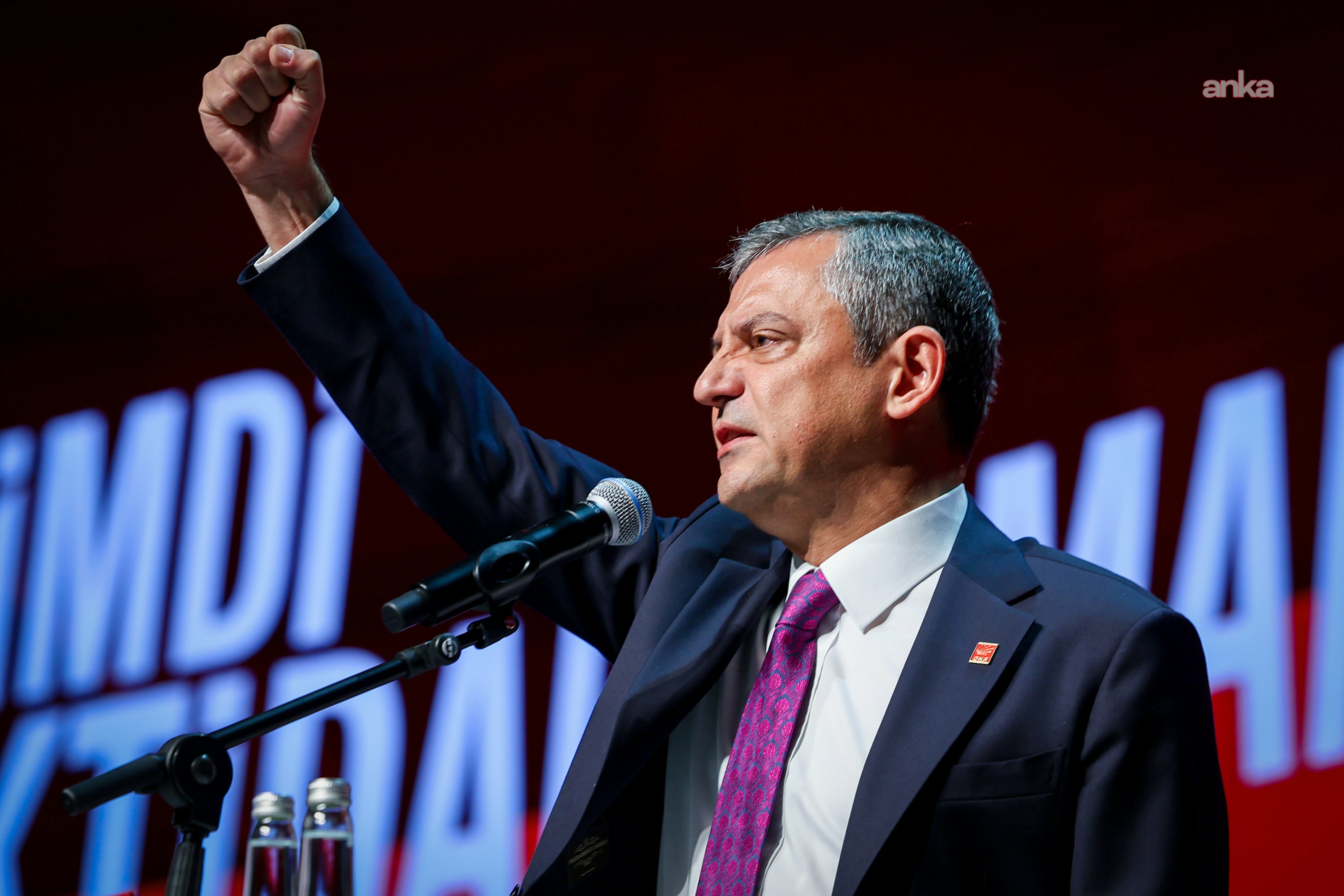 CHP lideri Özel: "'Bu muhalefetteki son kurultayımız' dedim. Eğer sözümü tutamazsam ben de kalmam, kimse kalmaz"