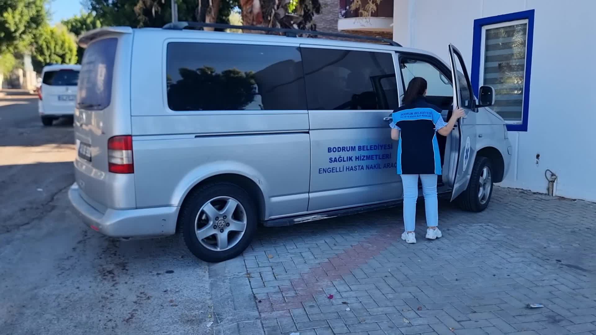 Bodrum Belediyesi'nden akülü sandalye, bakım ve onarım desteği