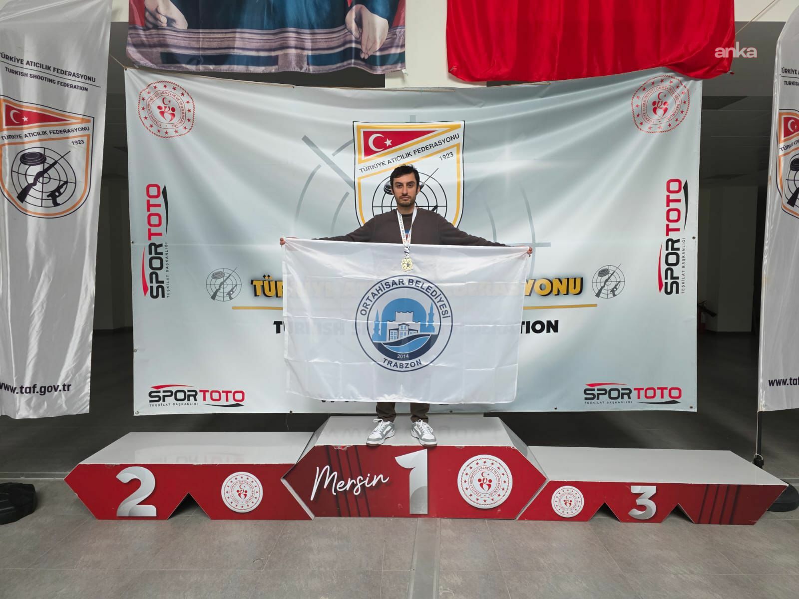 Ortahisar Belediyesi sporcusu milli atıcı Buğra Selimzade'den büyük başarı