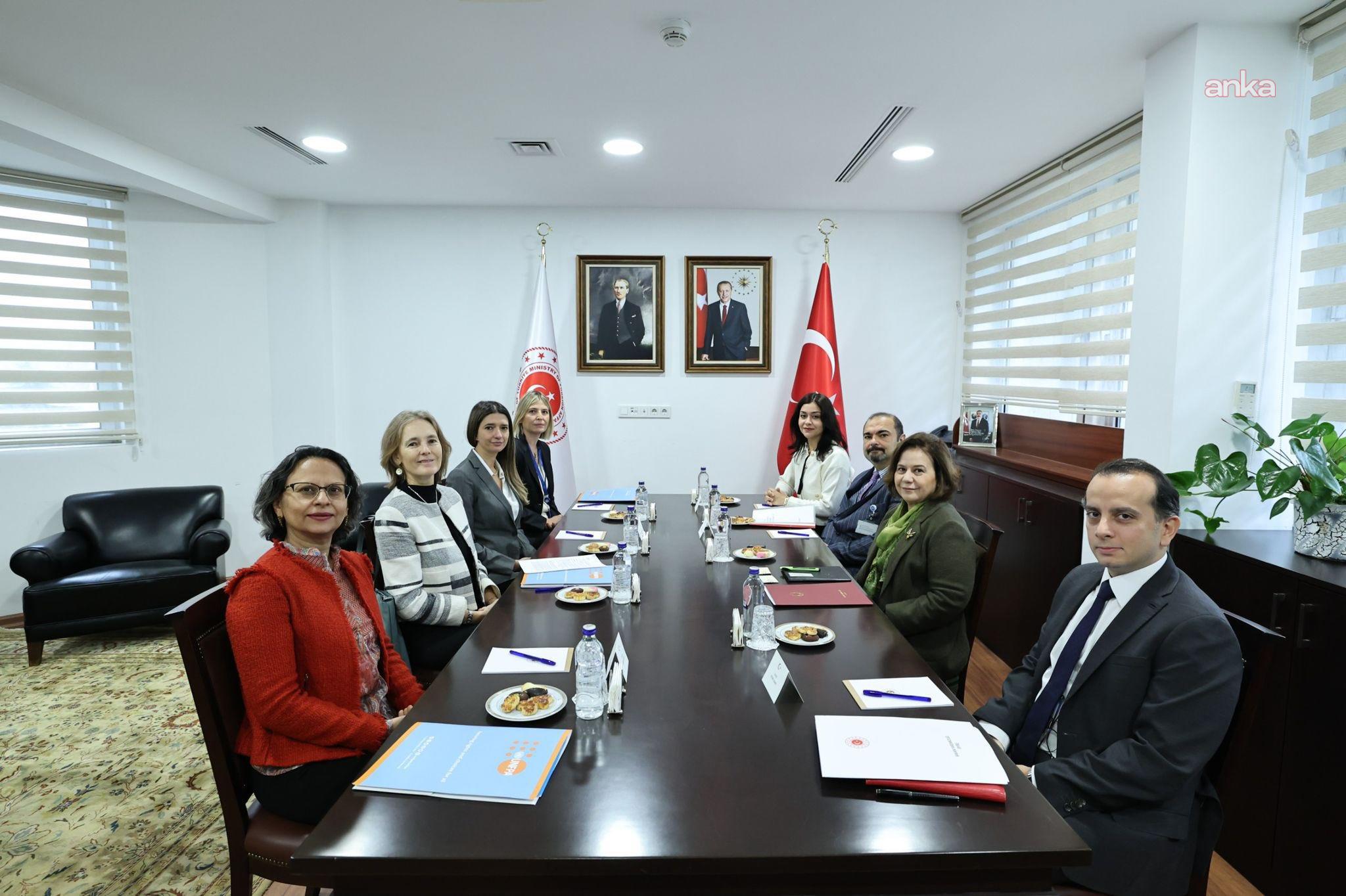 Dışişleri Bakan Yardımcısı Ekinci, UNFPA heyetiyle bir araya geldi