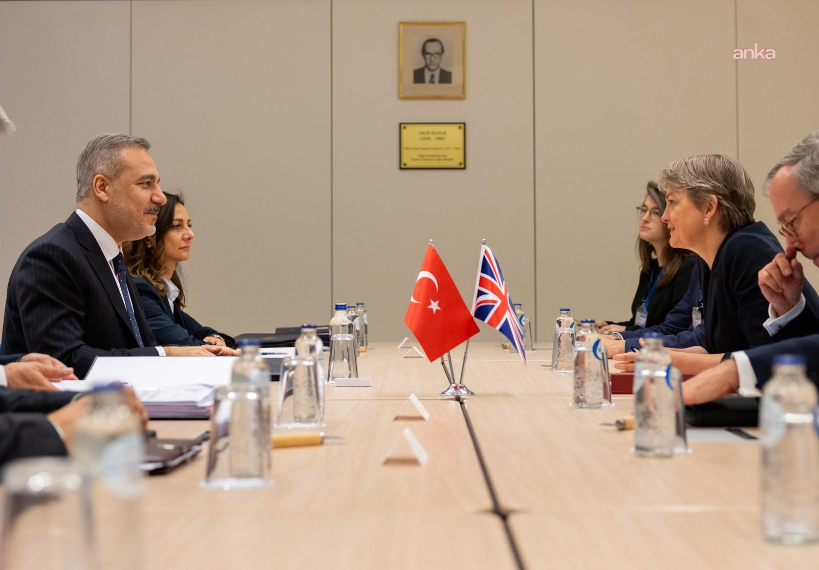 Dışişleri Bakanı Fidan, Birleşik Krallık Dışişleri Bakanı Cooper ile görüştü
