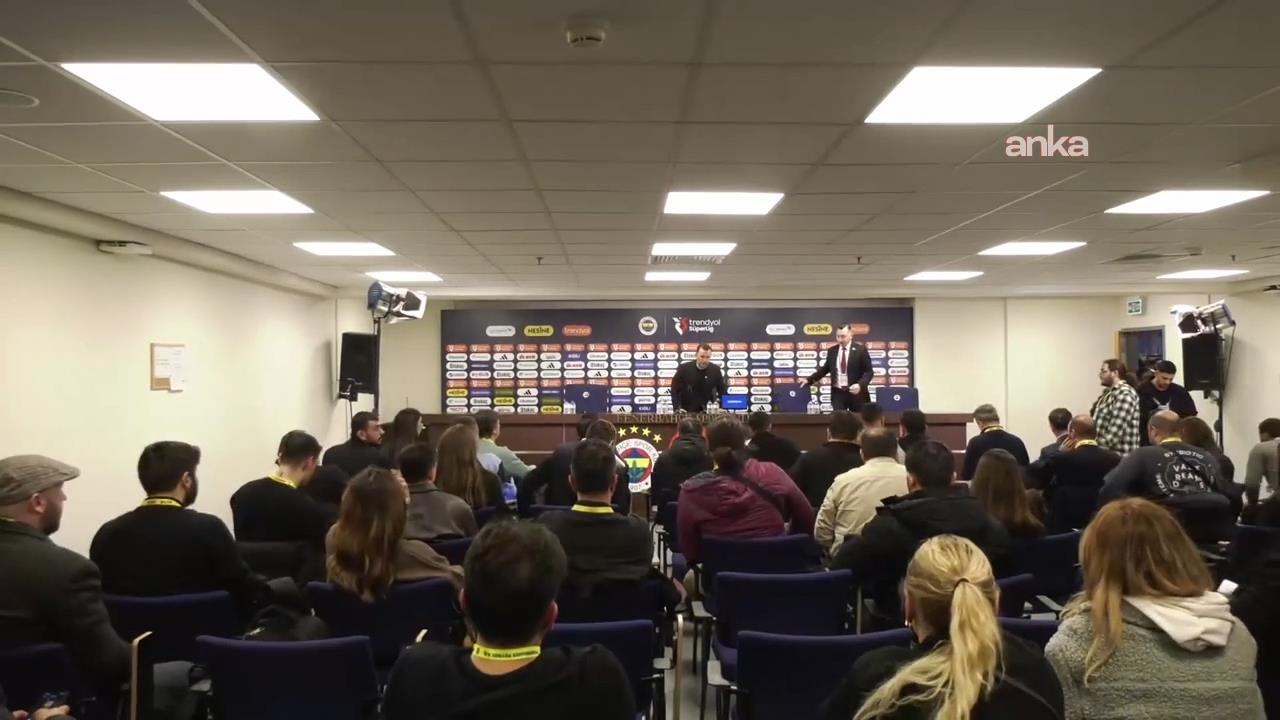 Fenerbahçe-Galatasaray karşılaşmasında futbolcu Kazımcan Karataş'ın yüzüne çakmak atılmasıyla ilgili bir kişi hakkında gözaltı kararı verildi