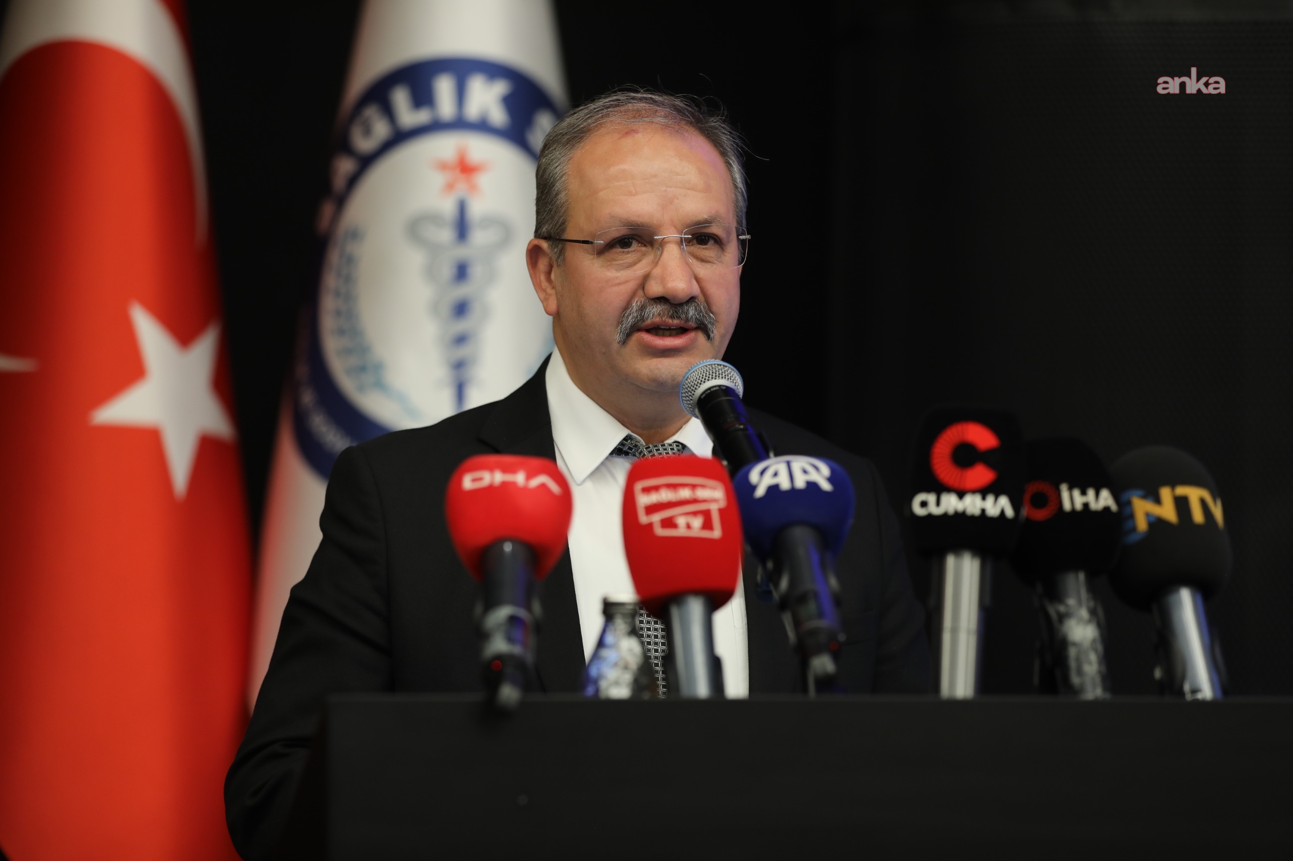 Sağlık-Sen Genel Başkanı Doğan: "Ebelik eğitimi ne kadar güçlenirse, kadın sağlığı, anne sağlığı ve yenidoğan güvenliği de o kadar güçlü olur"