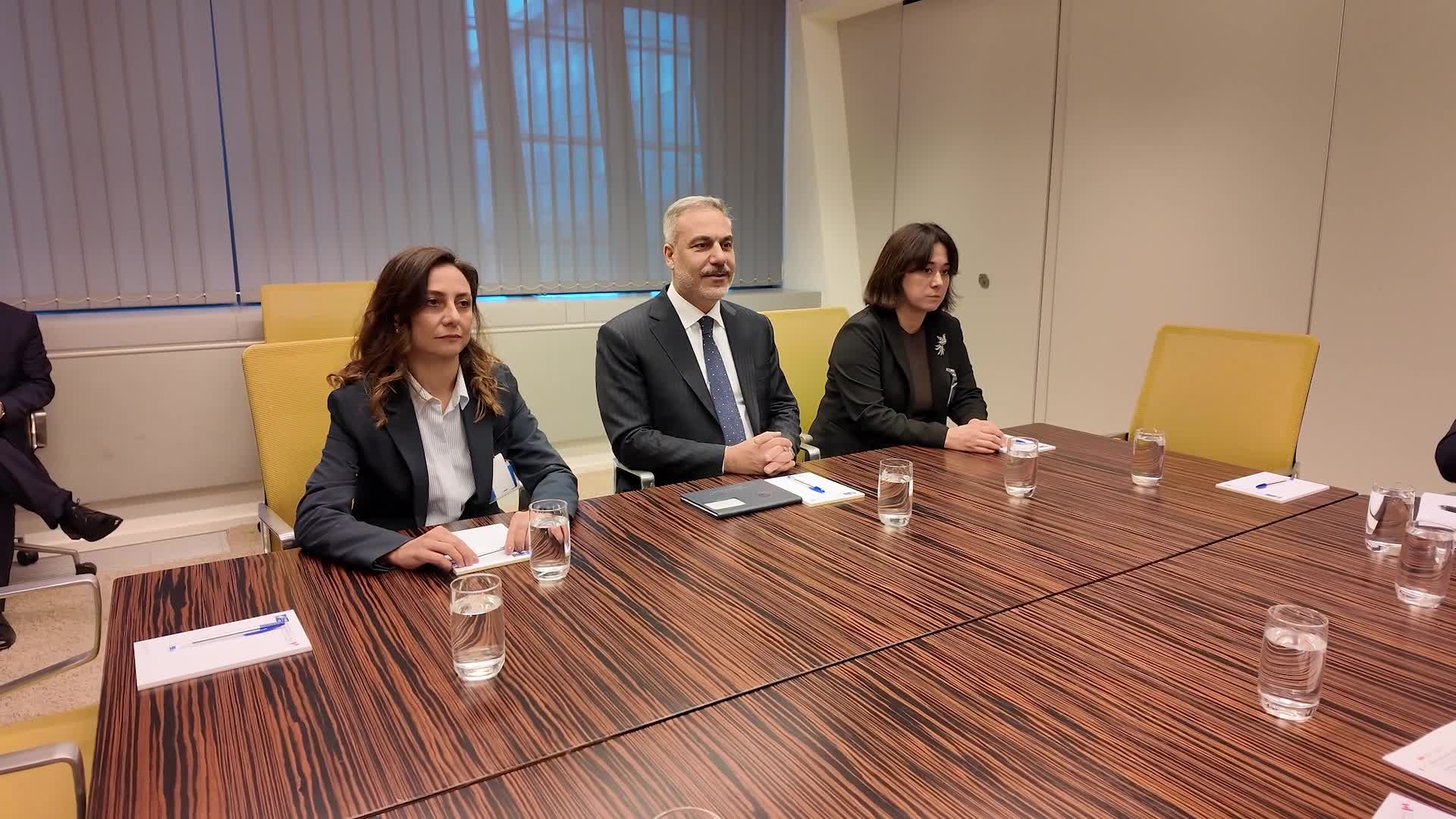 Dışişleri Bakanı Fidan, Kanada Dışişleri Bakanı Anand ile bir araya geldi