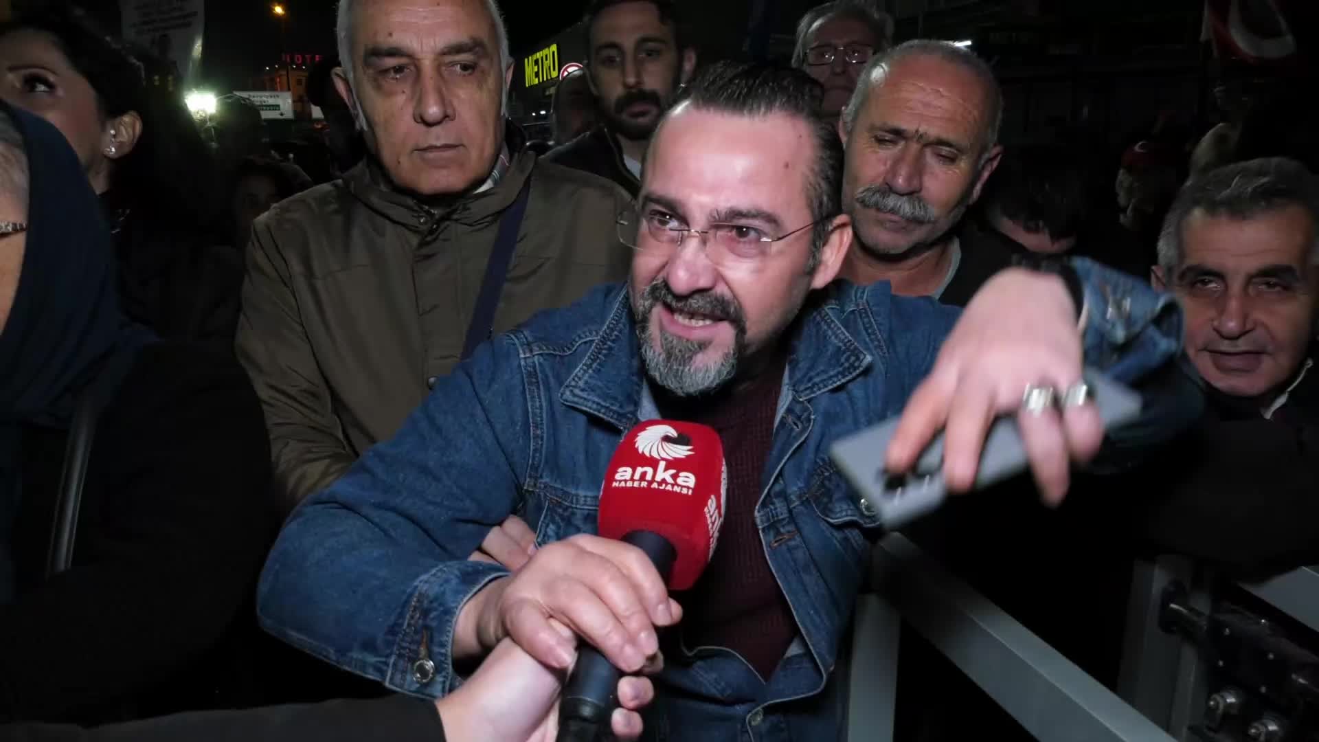 CHP'nin Güngören mitinginde yurttaşlardan Erdoğan'a tepki: CHP’de hırsız yok, önce kendi partisindeki hırsızları görsün"