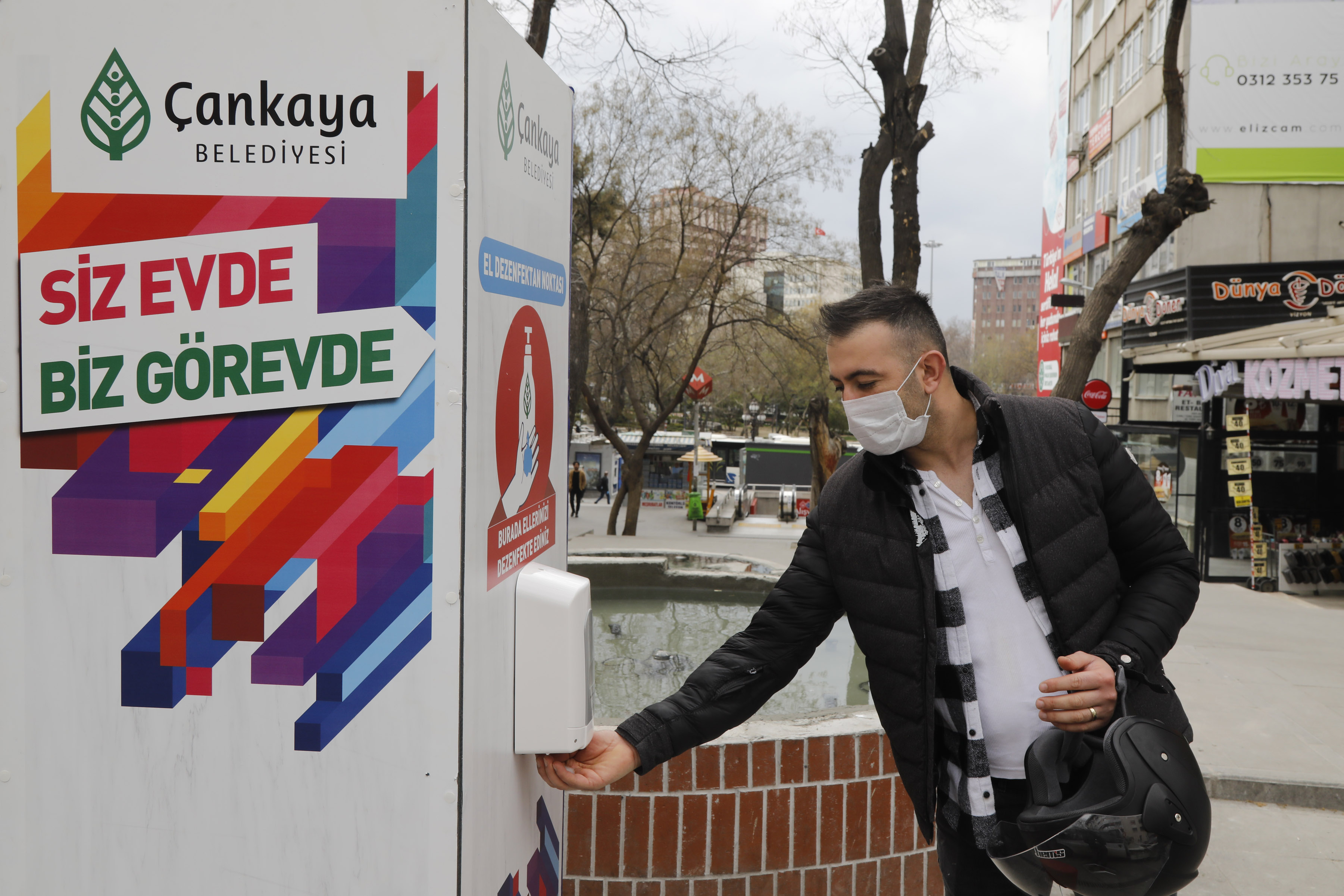 ÇANKAYA’YA DEZENFEKTAN NOKTALARI YERLEŞTİRİLİYOR
