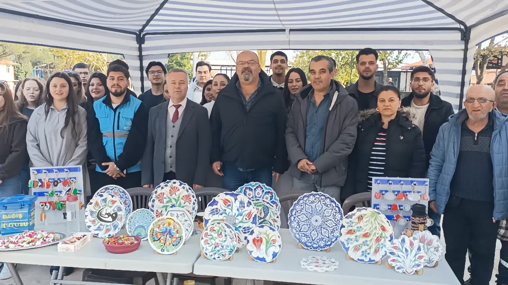 Aydın'da engelli yurttaşlar ile yüksekokul öğrencileri arasında dayanışma etkinliği