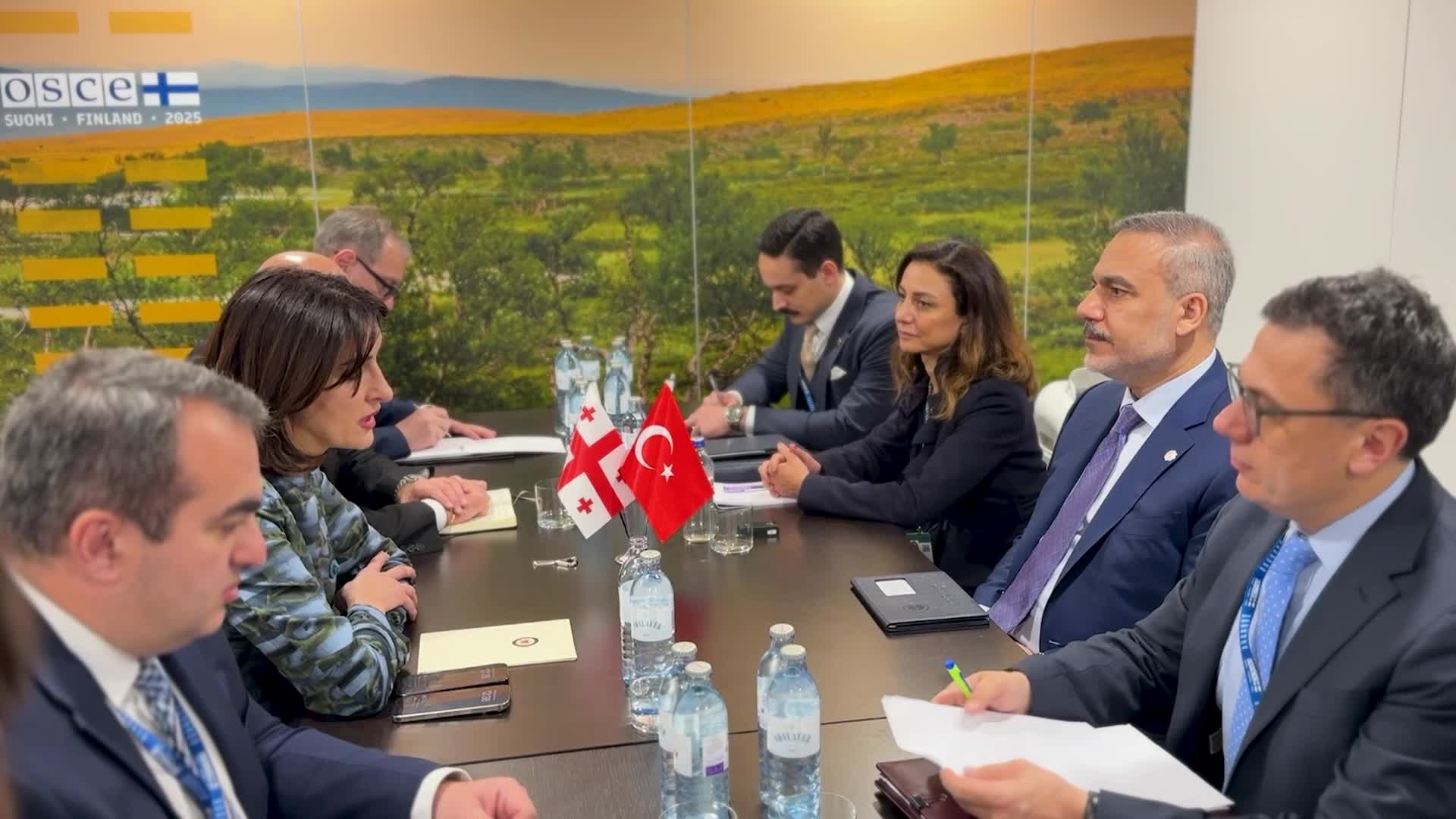 Dışişleri Bakanı Fidan, Gürcistan Dışişleri Bakanı Botchorishvili ile bir araya geldi