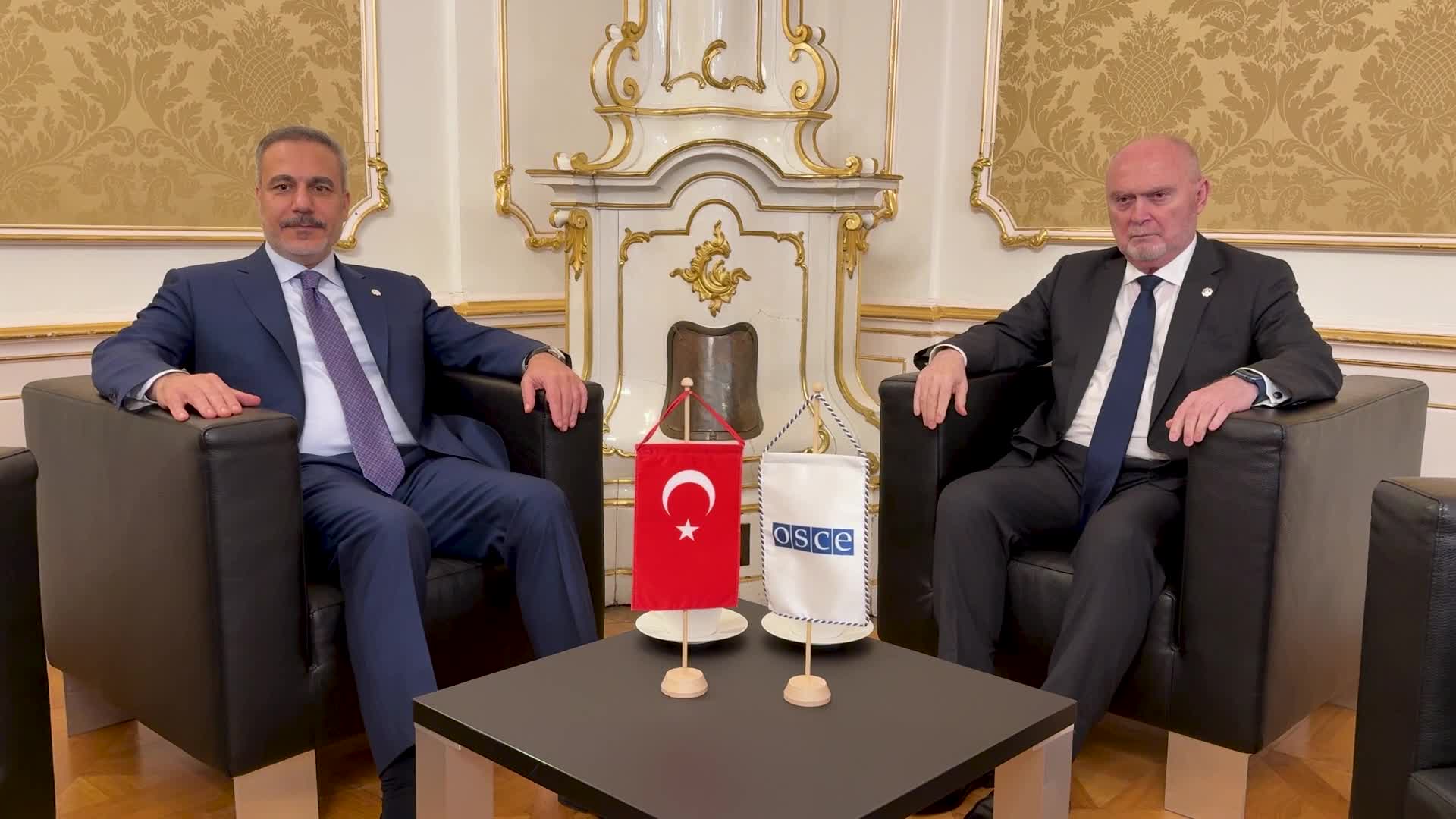 Dışişleri Bakanı Fidan, AGİT Genel Sekreteri Sinirlioğlu ile bir araya geldi