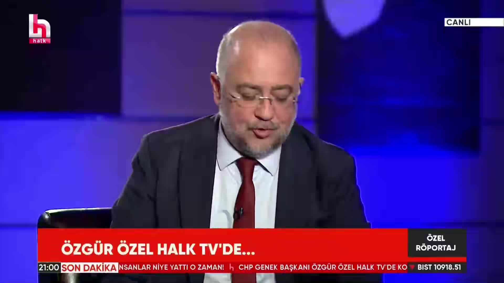 Özgür Özel'den Barzani'nin Cizre ziyaretindeki görüntülere tepki: "Dört başı mamur AK Parti organizasyonu"