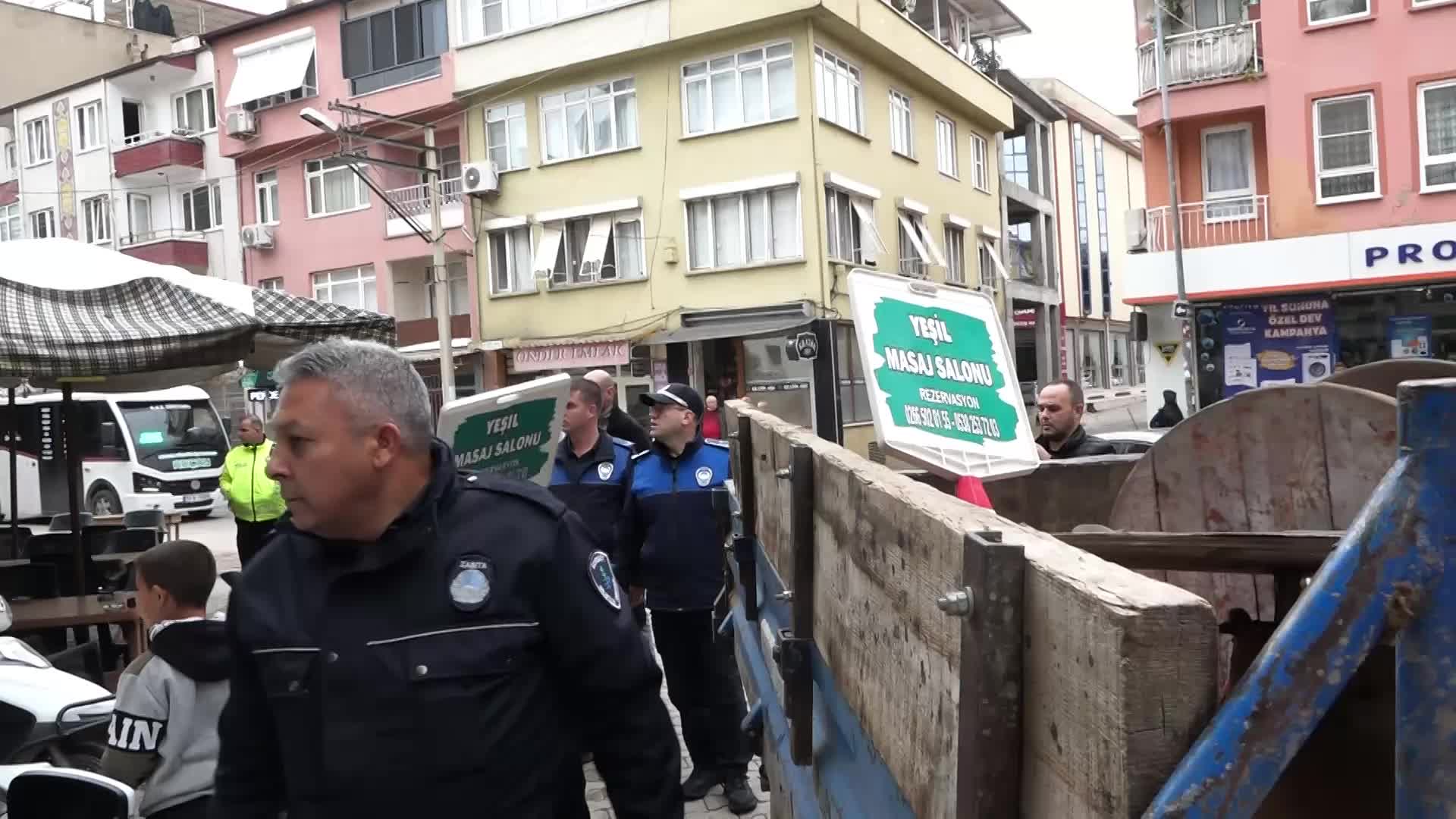Edremit Belediyesi, kaldırım denetimlerini sıklaştırdı