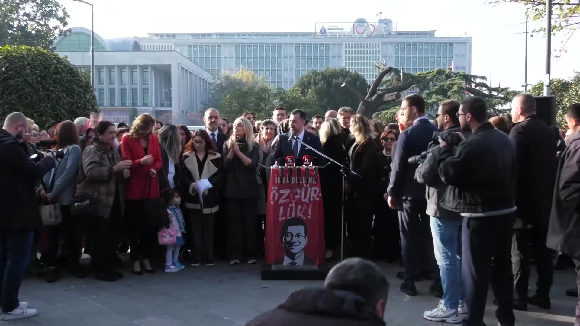 ADA, 16’ncı kez Saraçhane’de... Dilek Kaya İmamoğlu: “Biz bugün burada ses yükselten, talep eden, hesap soran tarafız”