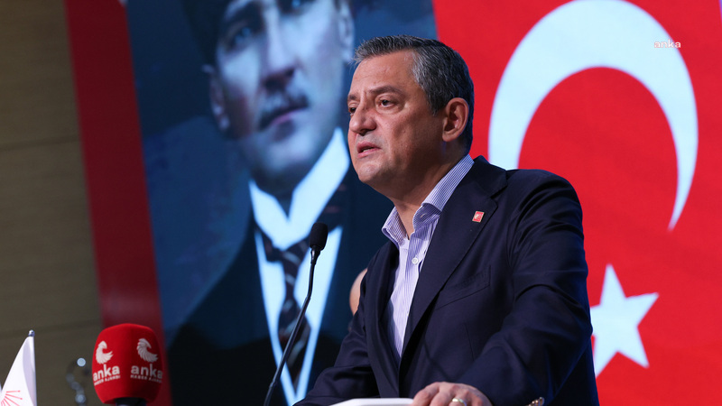 Özgür Özel, Erkan Baş'ı arayarak dayanışma duygularını iletti
