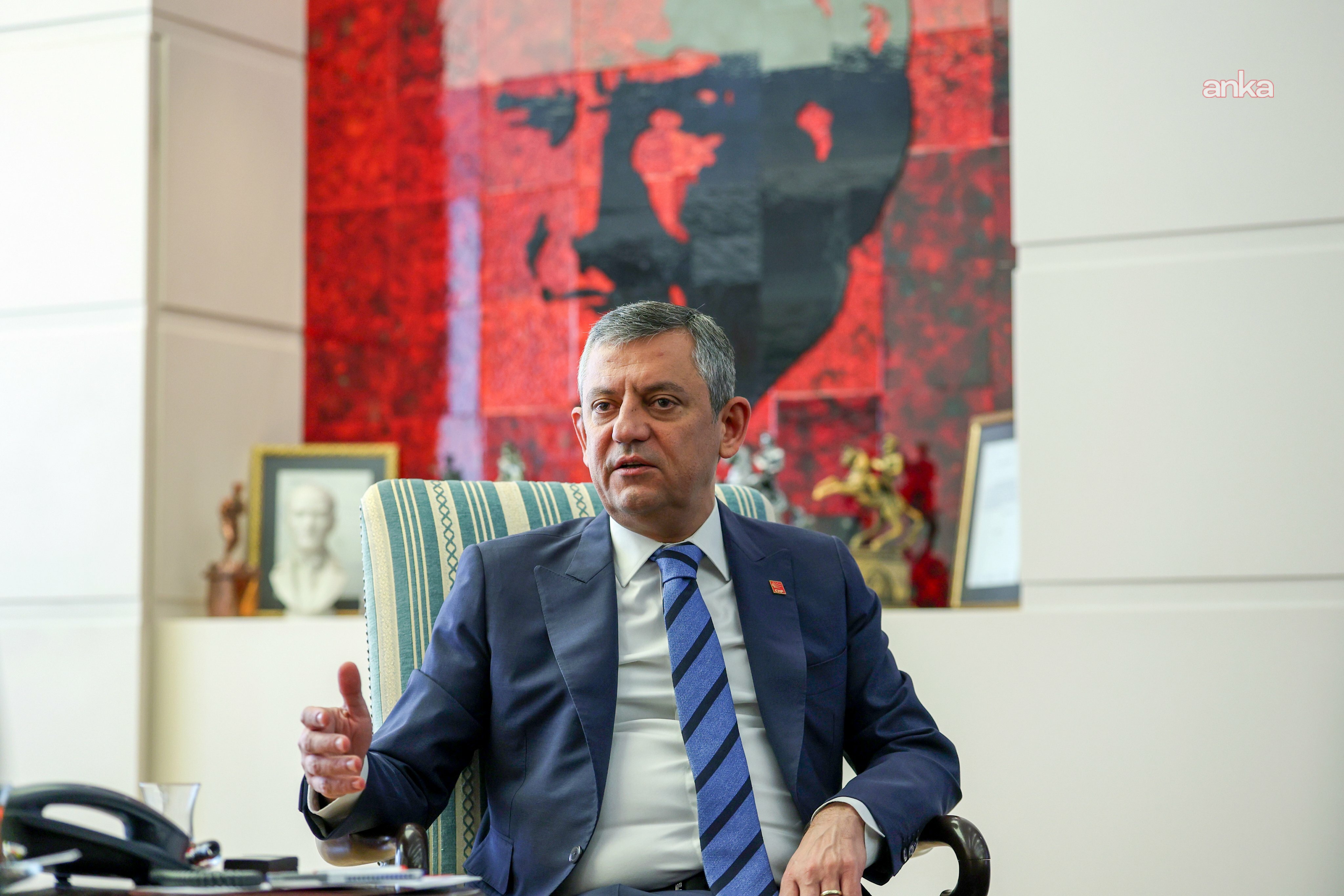 Özgür Özel, yoğun bakımda tedavisi süren Gülşah Durbay'ı ziyaret etti