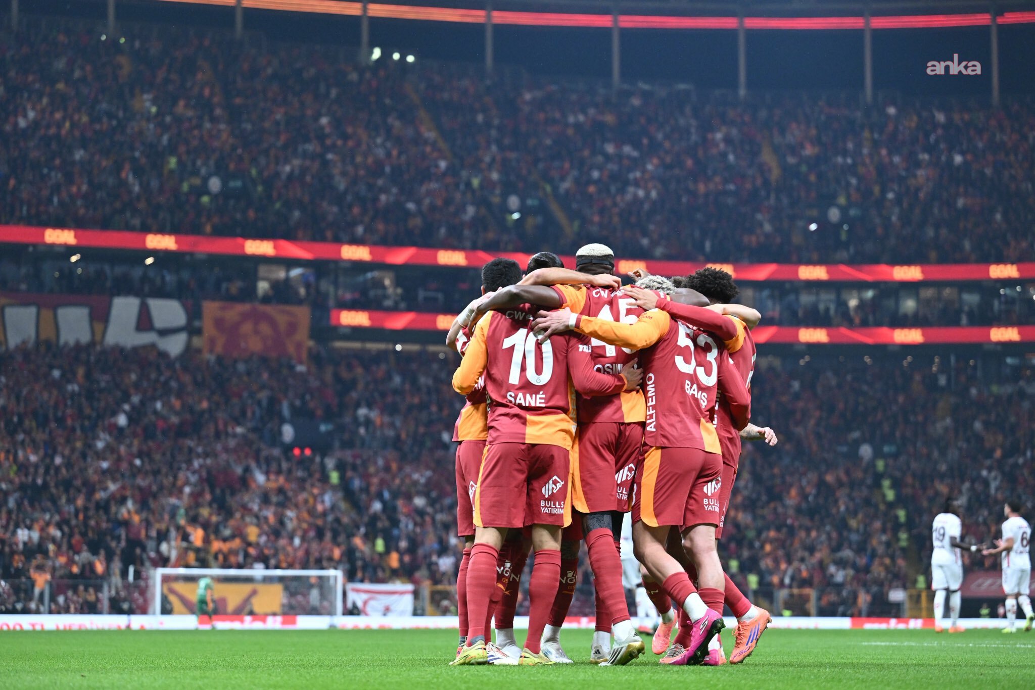 Galatasaray, Samsunspor'u 3-2 mağlup etti