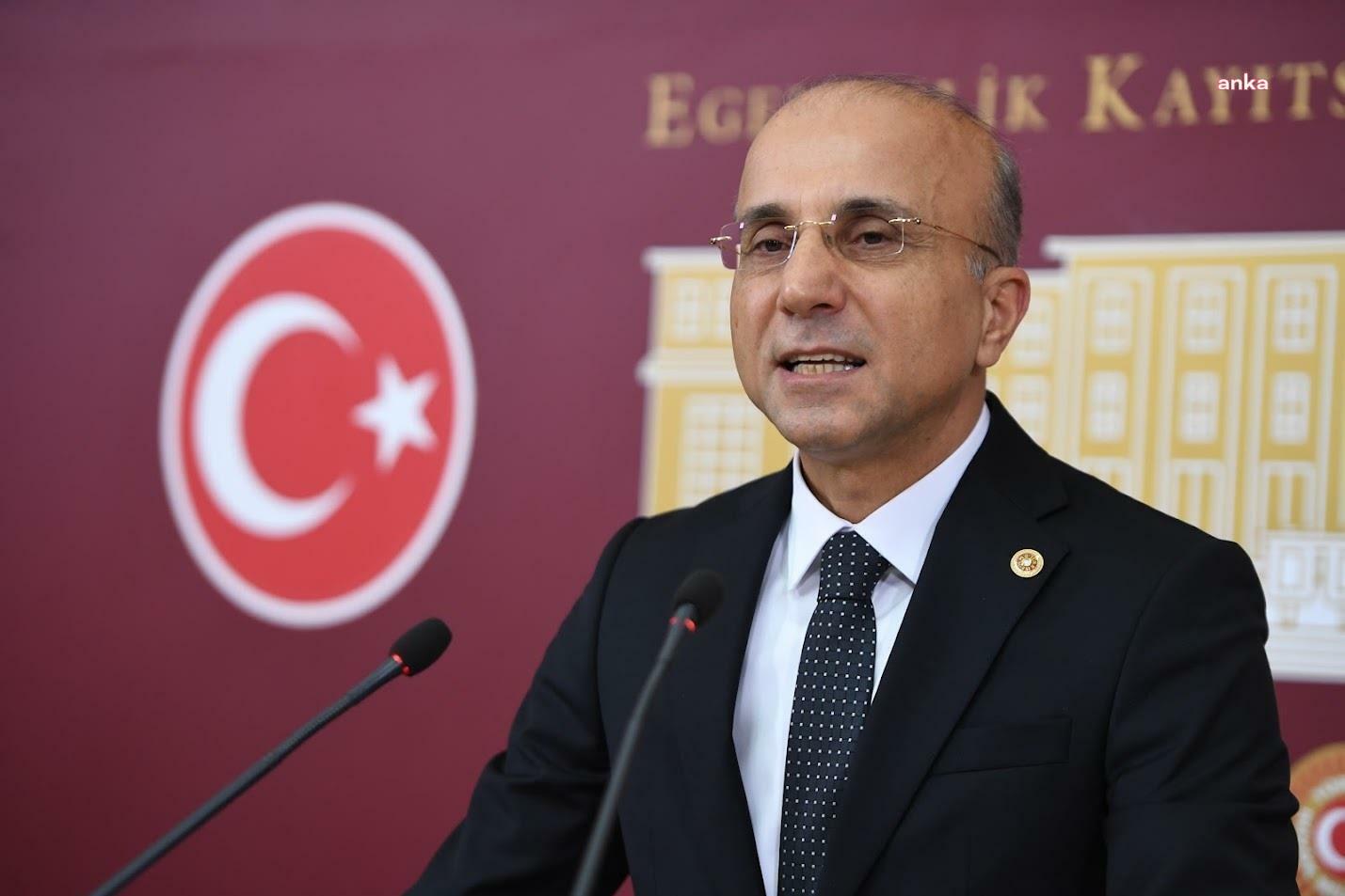Aşkın Genç: "Her 3 gençten 1’i üretimde yok, tarımda 10 kişiden 8’i sigortasız"