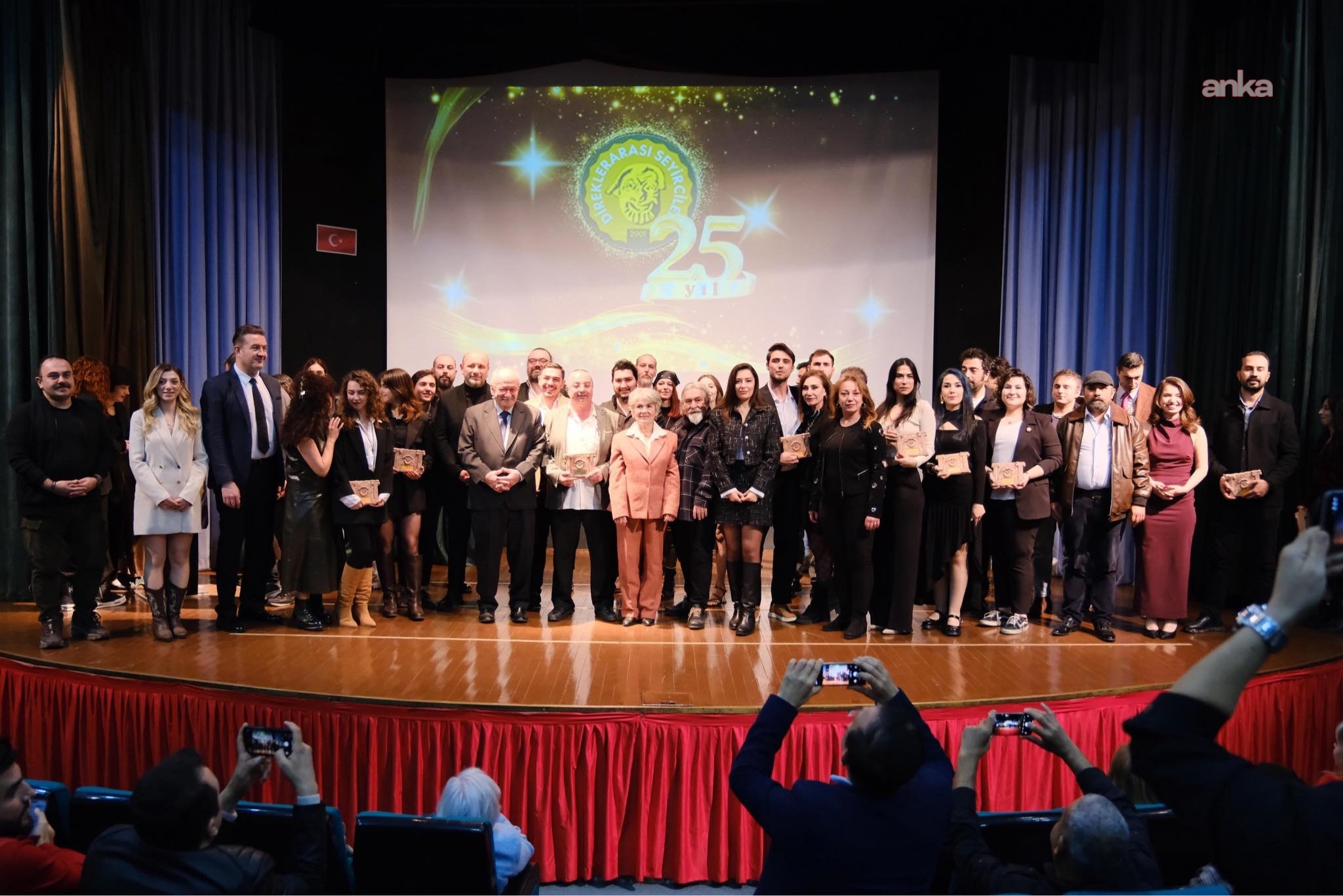 Direklerarası Seyirci Ödülleri’nde Tekirdağ Şehir Tiyatroları’na çifte ödül
