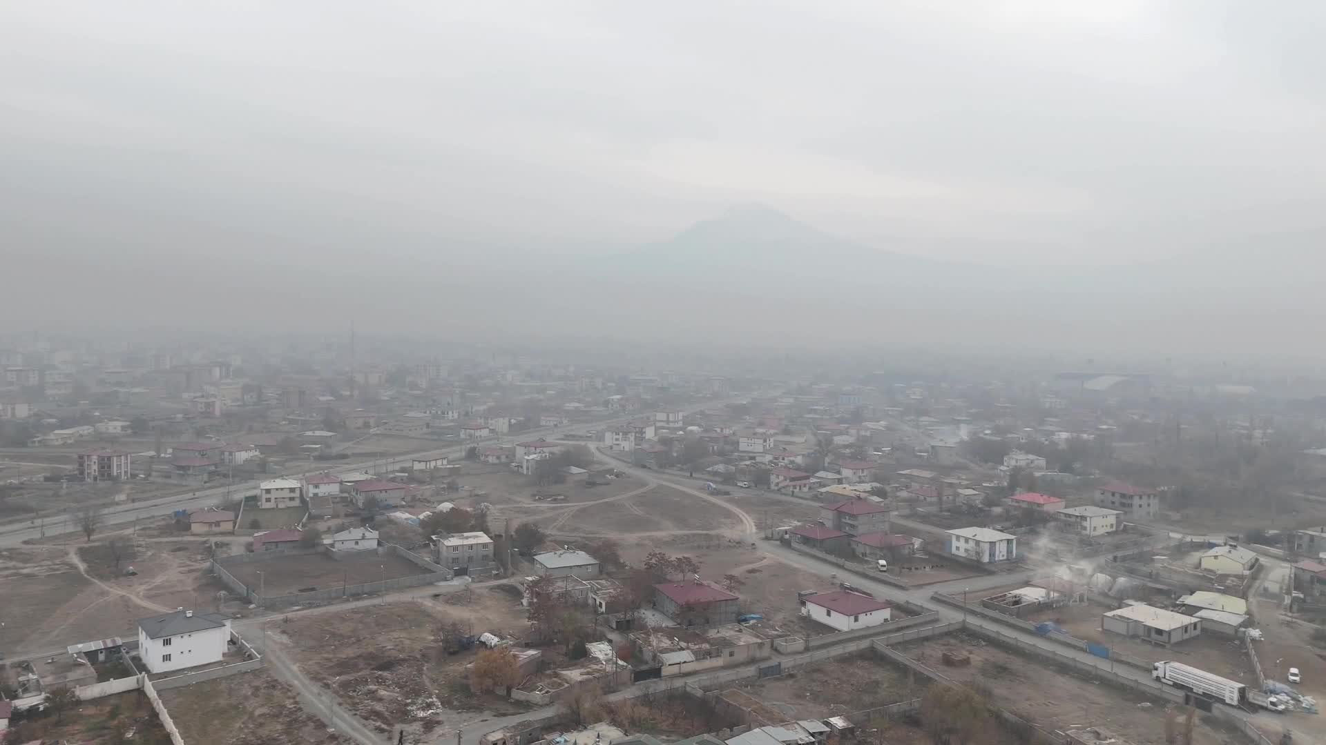 Iğdır’da hava kirliliği alarm veriyor: "Iğdır bir gaz odasına dönüştü”