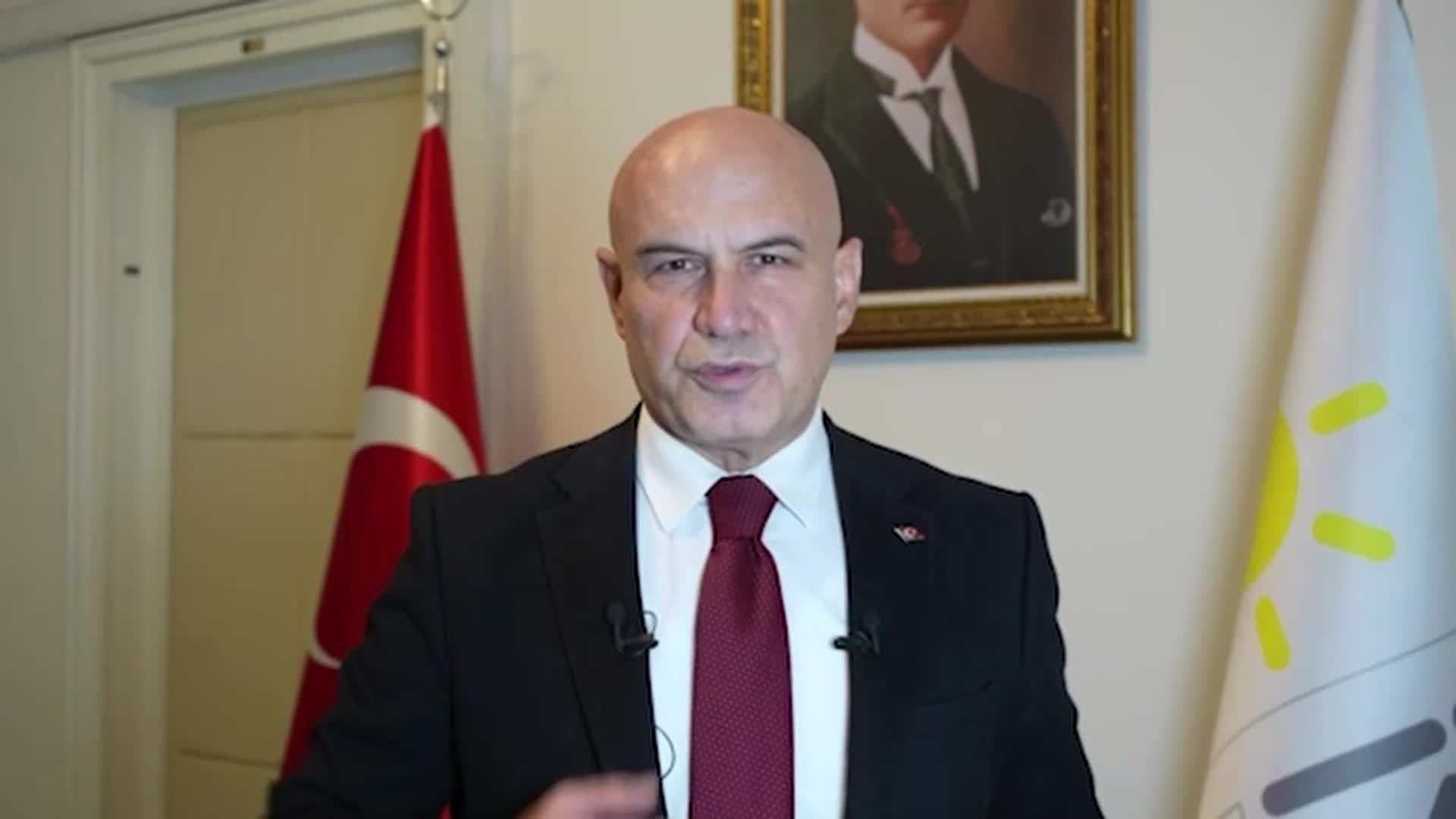 Turhan Çömez: "PKK'nın Suriye'deki uzantısı silahları bırakacak mı bırakmayacak mı? Gizlenen o 12 sayfalık tutanakta bunlarla ilgili herhangi bir ifade var mıydı"