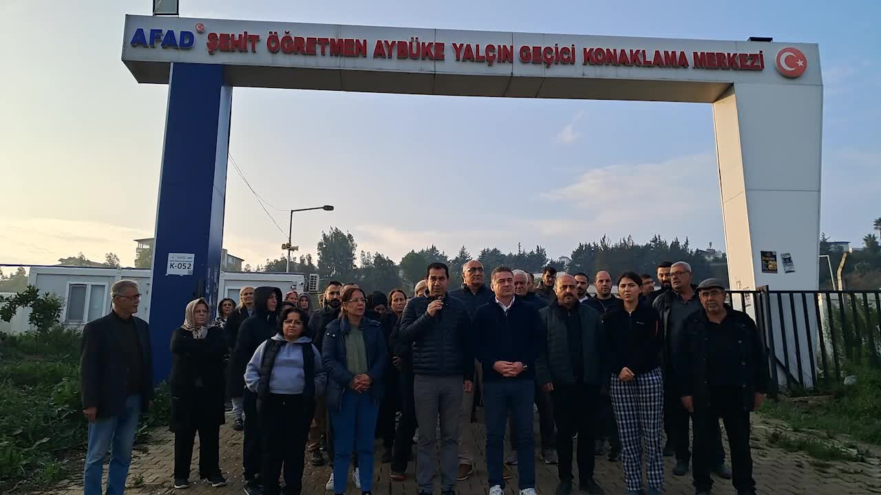 CHP Hatay Milletvekili Servet Mullaoğlu: Hiç kimse bu insanları buradan çıkaramaz